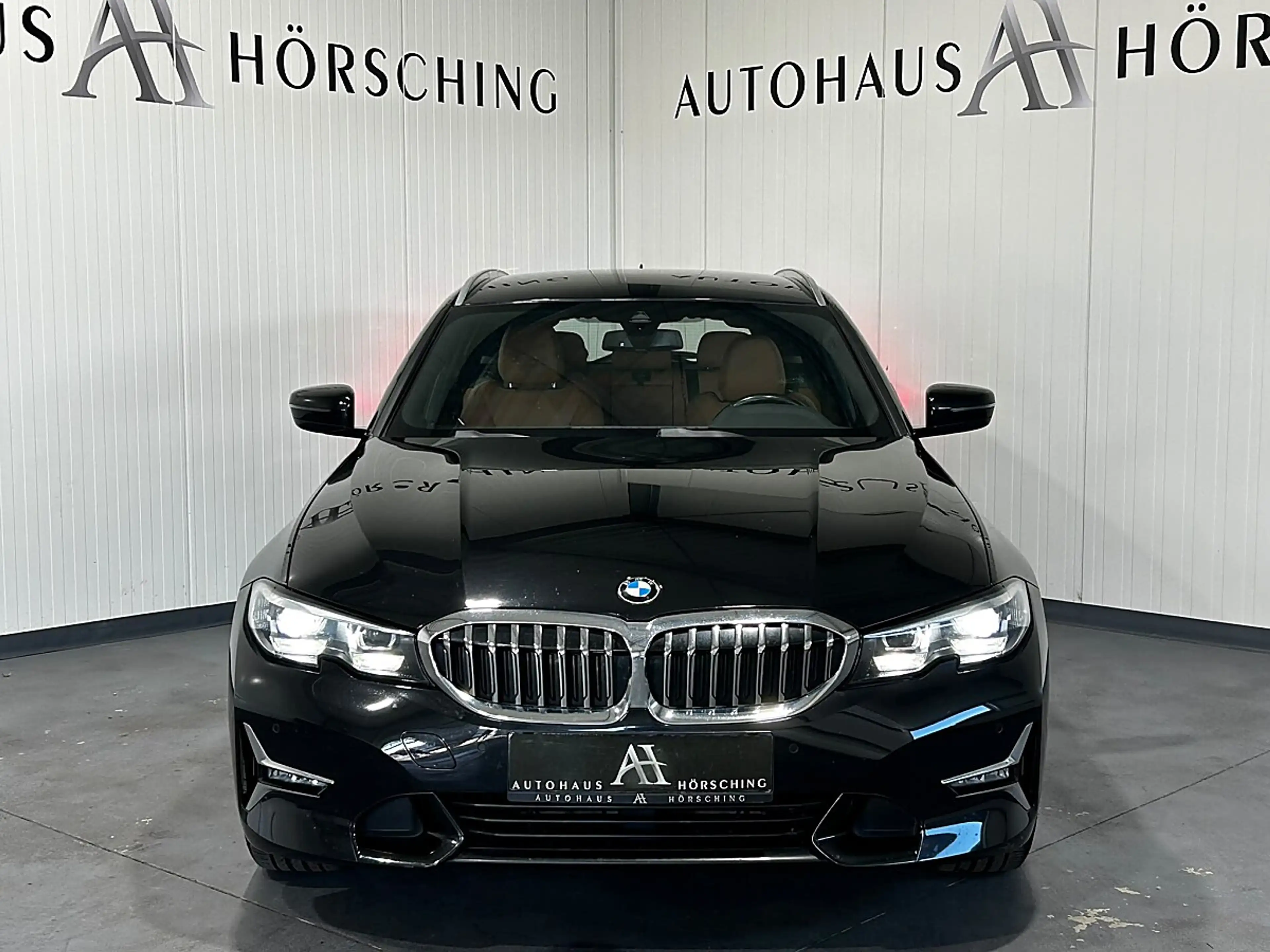 BMW 318 d 48 V Touring Aut.//DIGITAL TACHO//SPORTSITZE// — photo 2