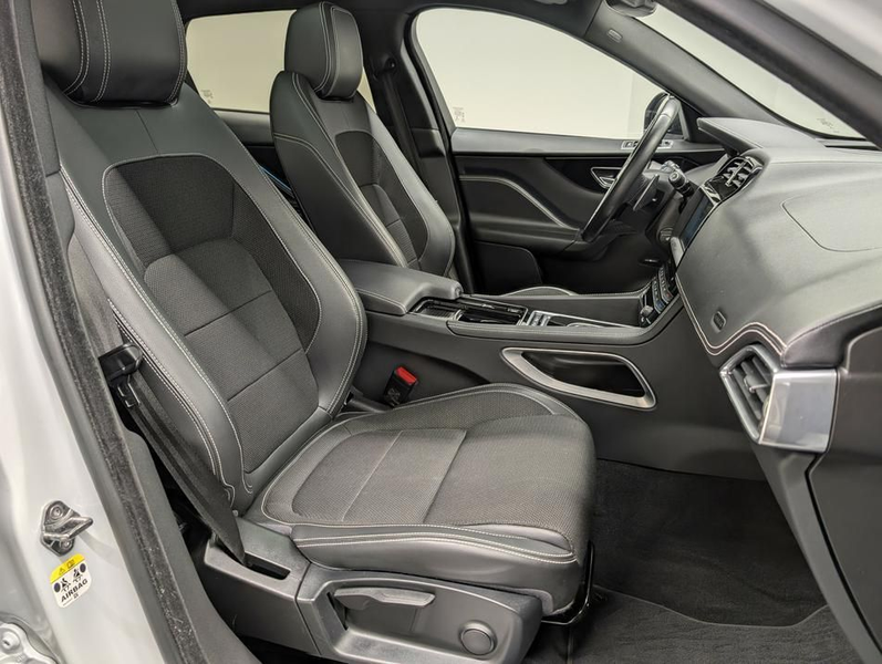 Jaguar F-Pace R-Sport AWD Navi/Pano/Meridian/Kam/19"LM — photo 11