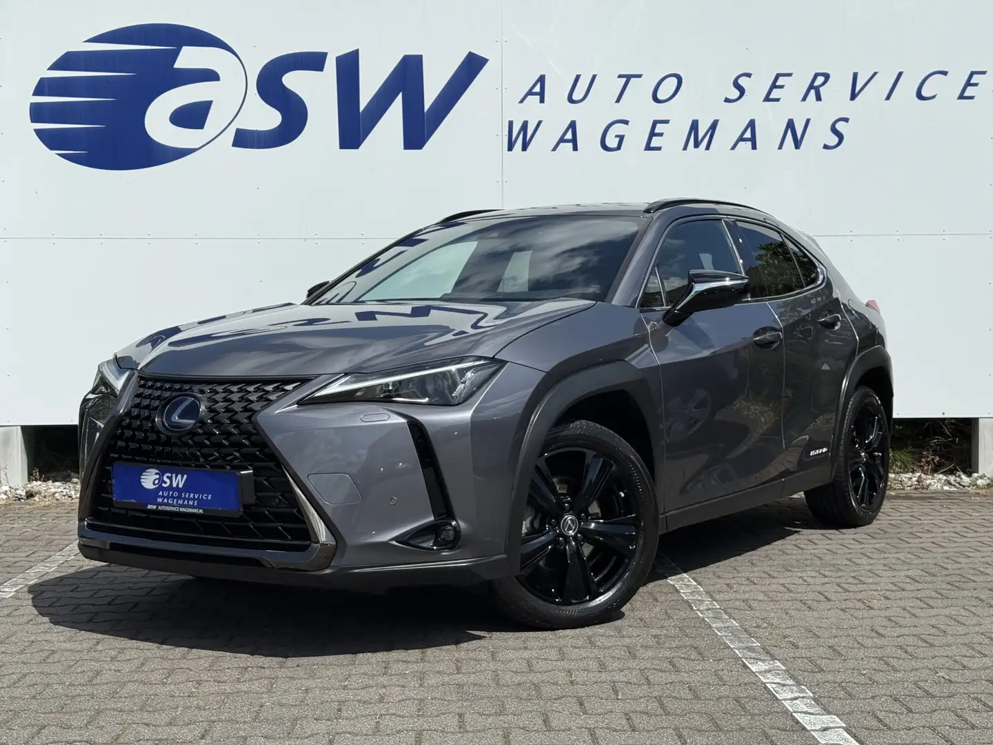 Lexus UX 250h Style+ | CarPlay | Camera | ACC | LED | DAB+ | 18 Grijs - 1