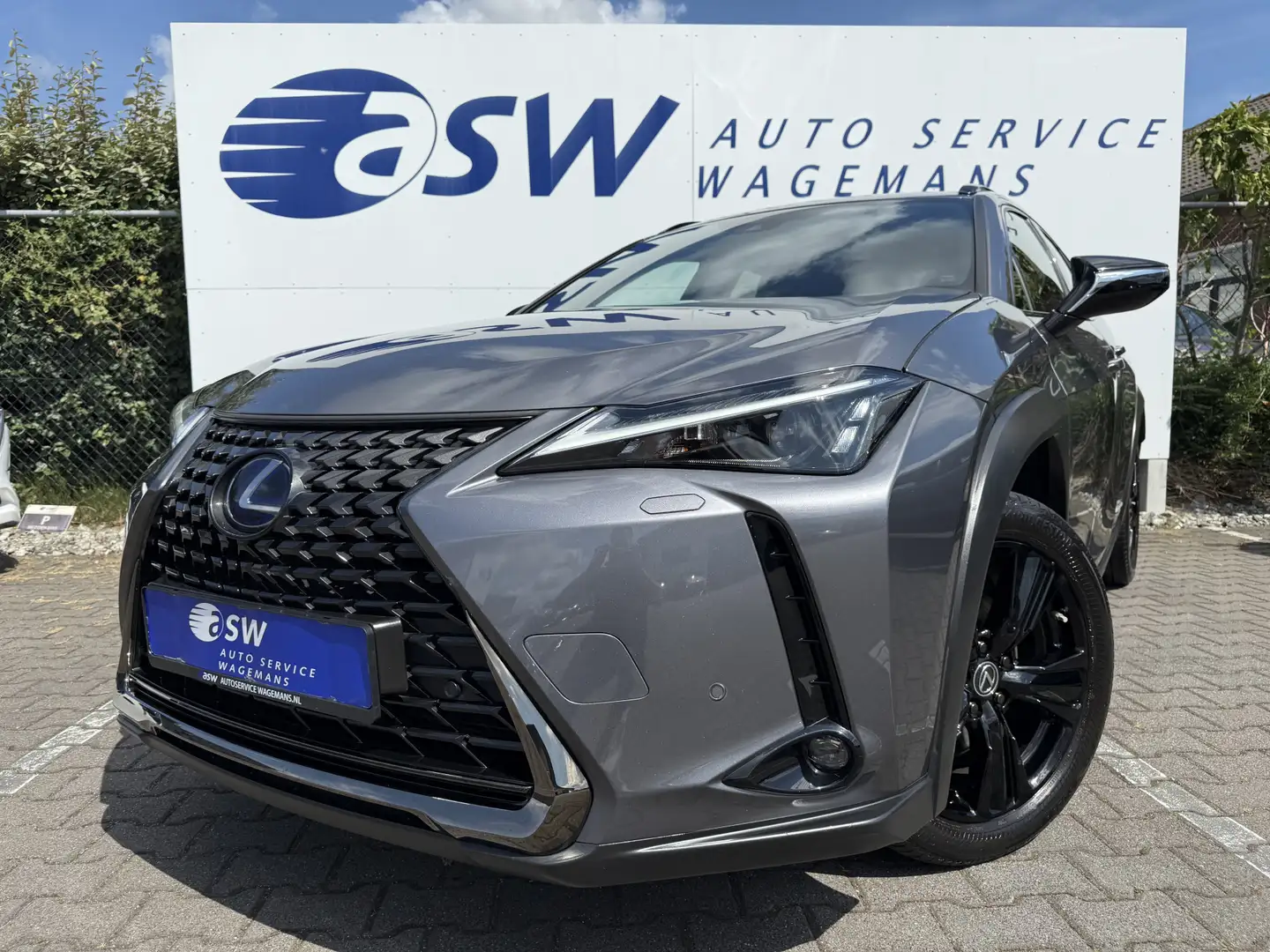 Lexus UX 250h Style+ | CarPlay | Camera | ACC | LED | DAB+ | 18 Grijs - 2