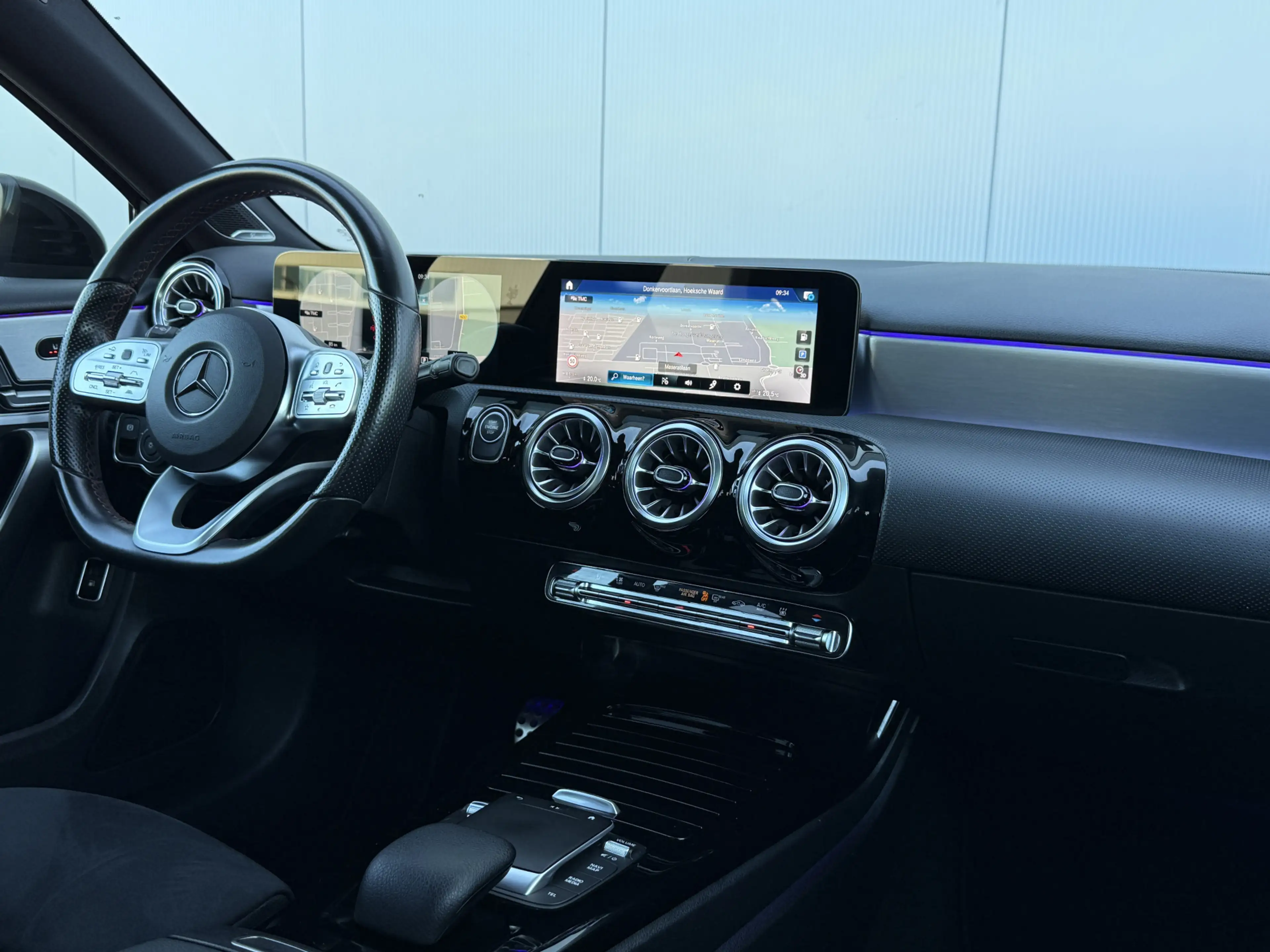 Mercedes-Benz A 250 e Premium Plus Automaat AMG-Pakket/SOH 97,5%. — photo 11