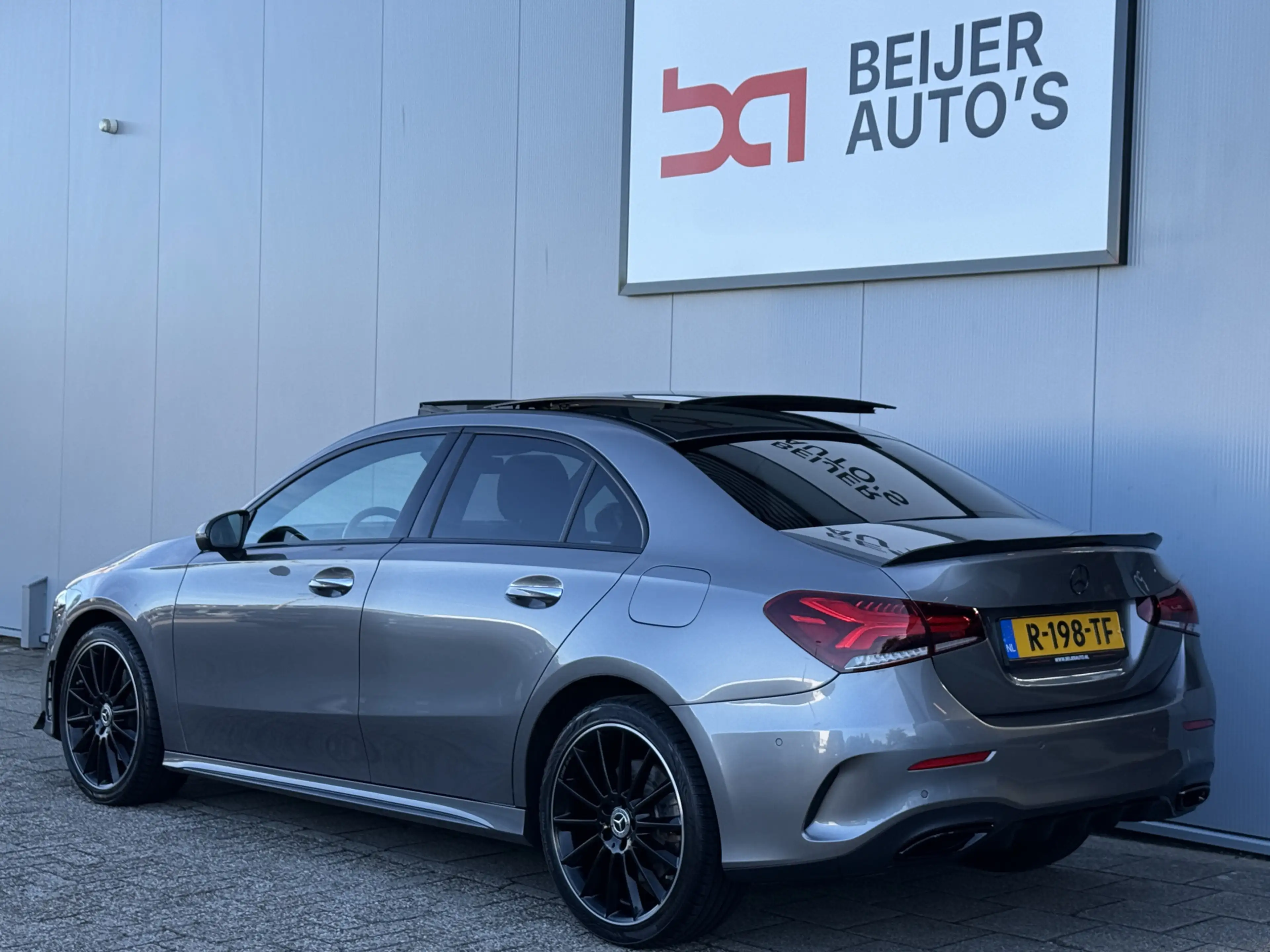 Mercedes-Benz A 250 e Premium Plus Automaat AMG-Pakket/SOH 97,5%. — photo 3