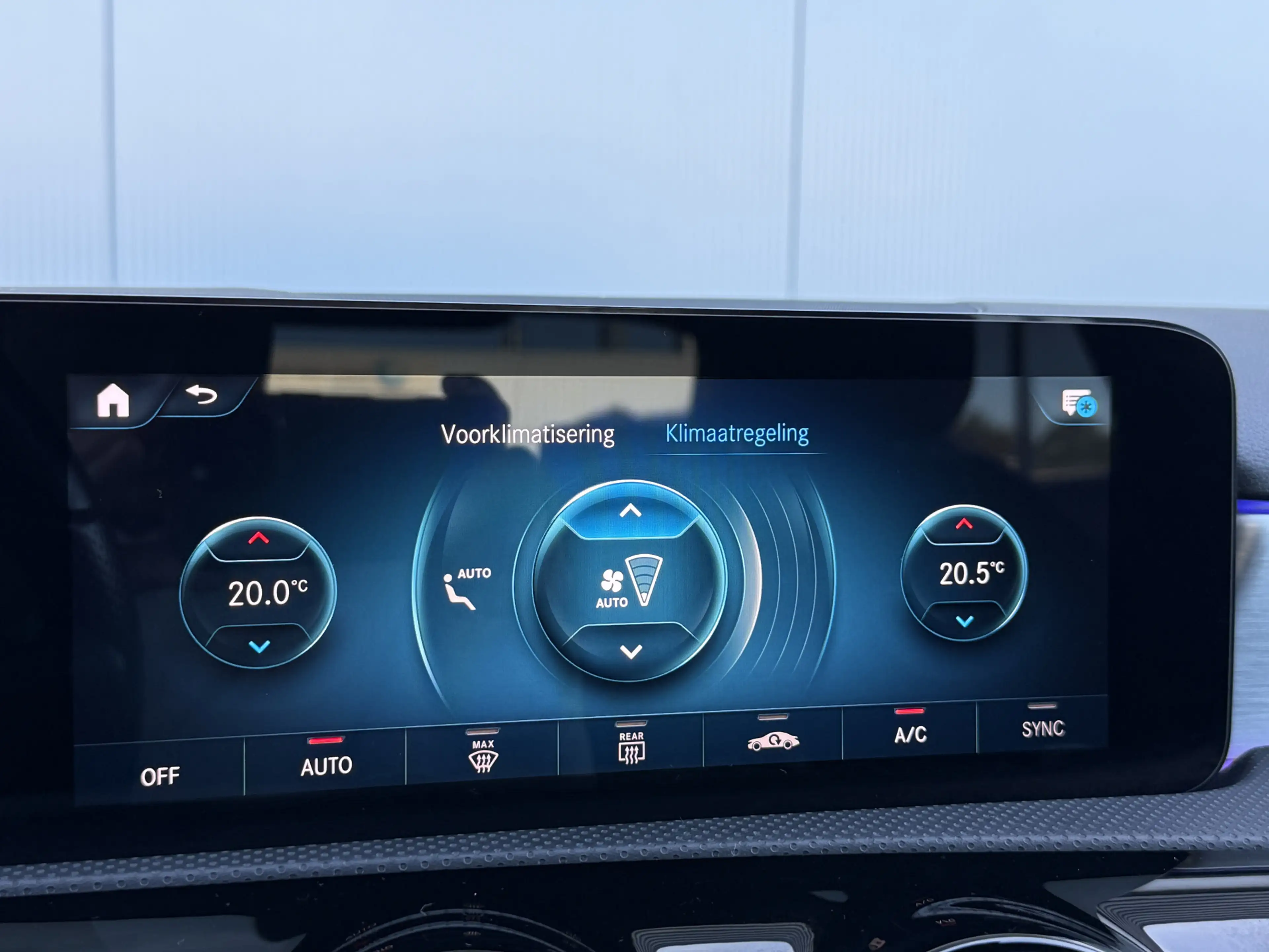 Mercedes-Benz A 250 e Premium Plus Automaat AMG-Pakket/SOH 97,5%. — photo 15