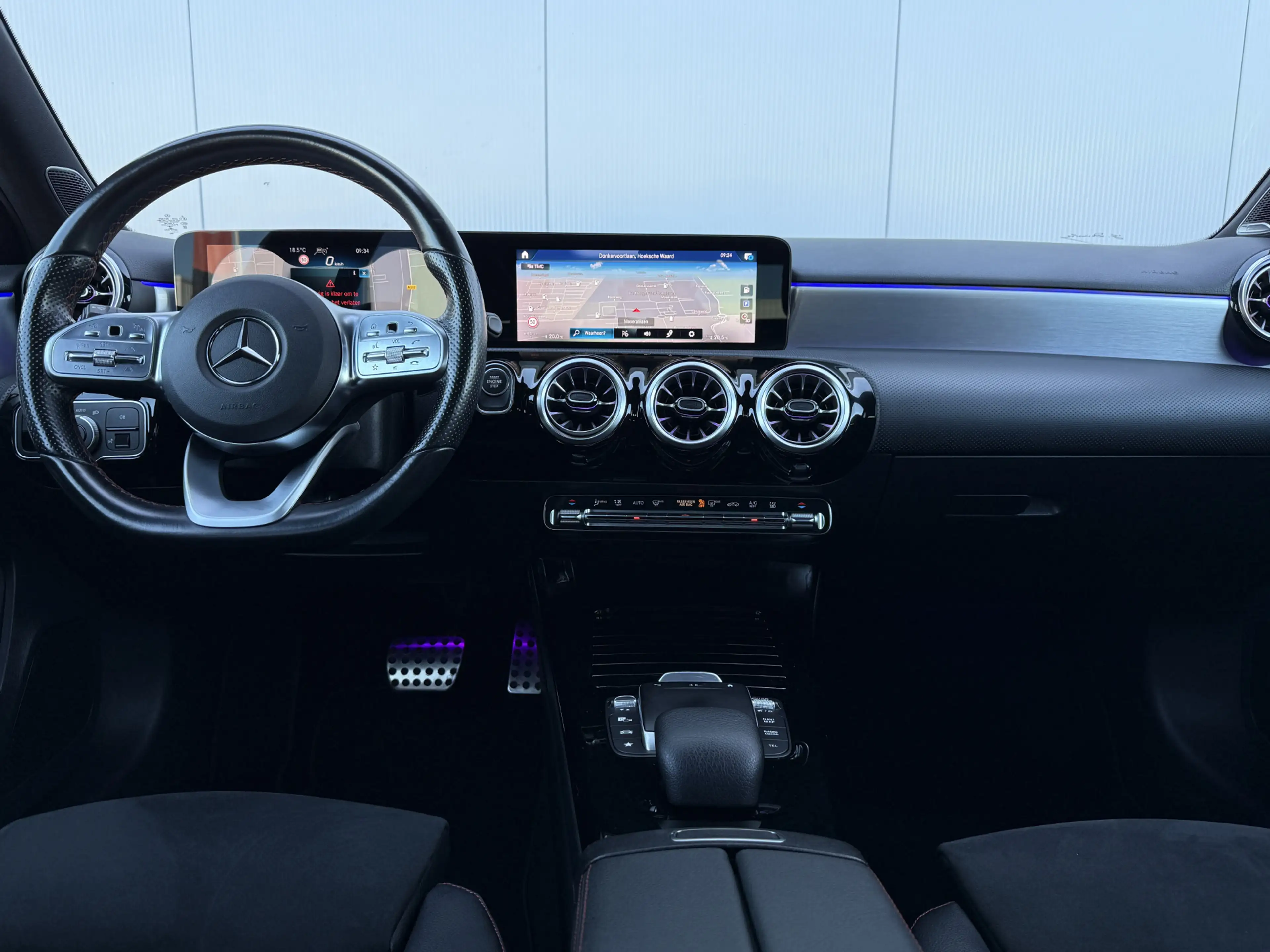 Mercedes-Benz A 250 e Premium Plus Automaat AMG-Pakket/SOH 97,5%. — photo 2