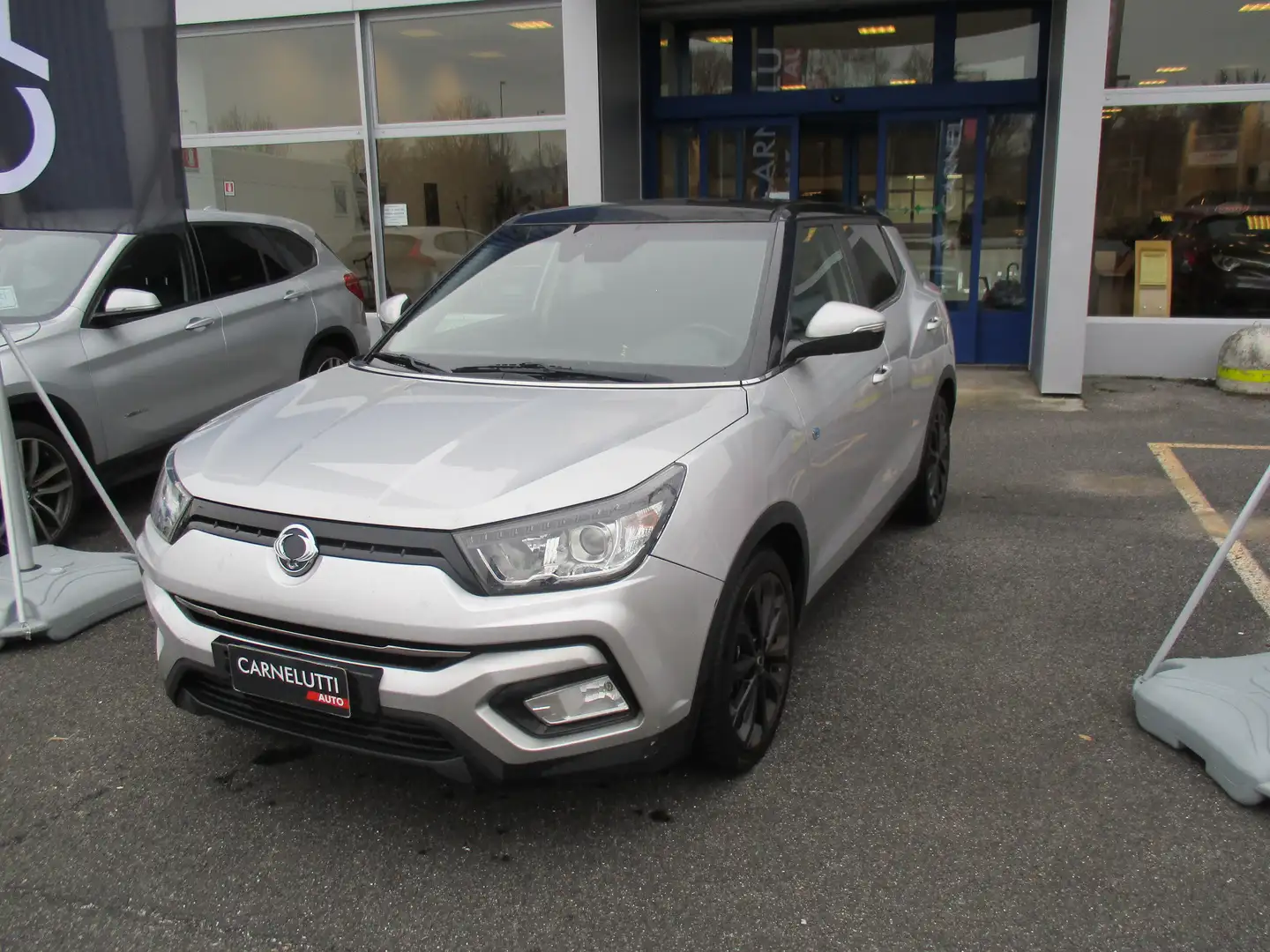 SsangYong Tivoli Tivoli 1.6d  2wd Silber - 2