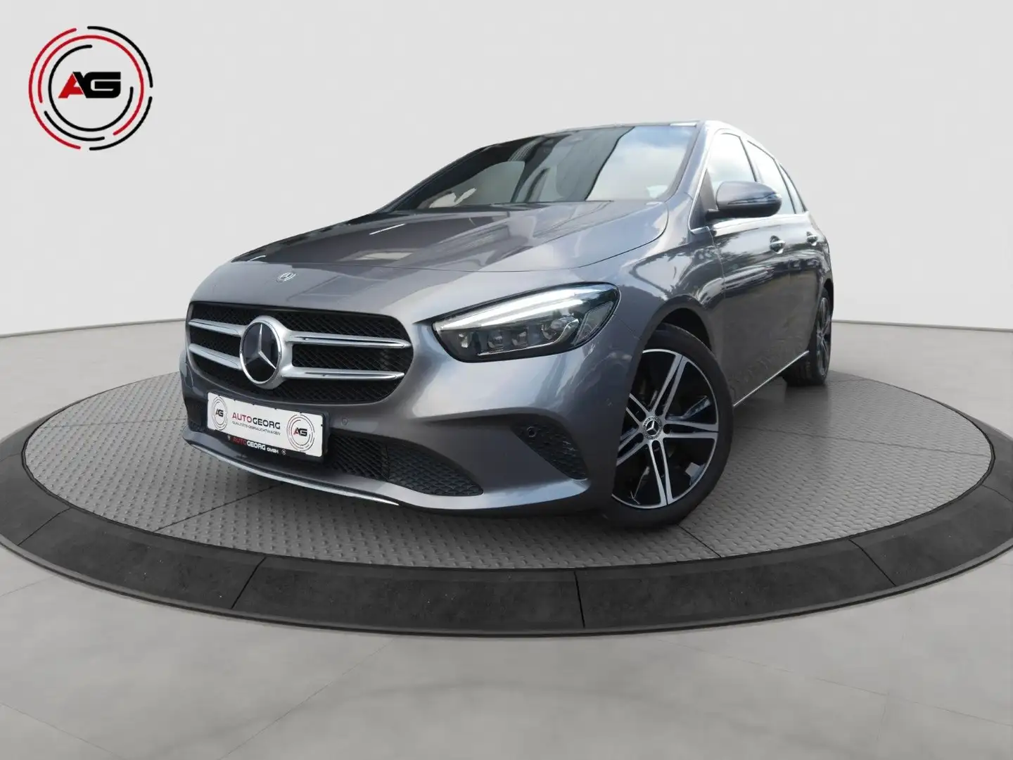 Mercedes-Benz B 250 Urban MULTIBEAM DISTR+ PANO KAMERA CARPLAY Grau - 1