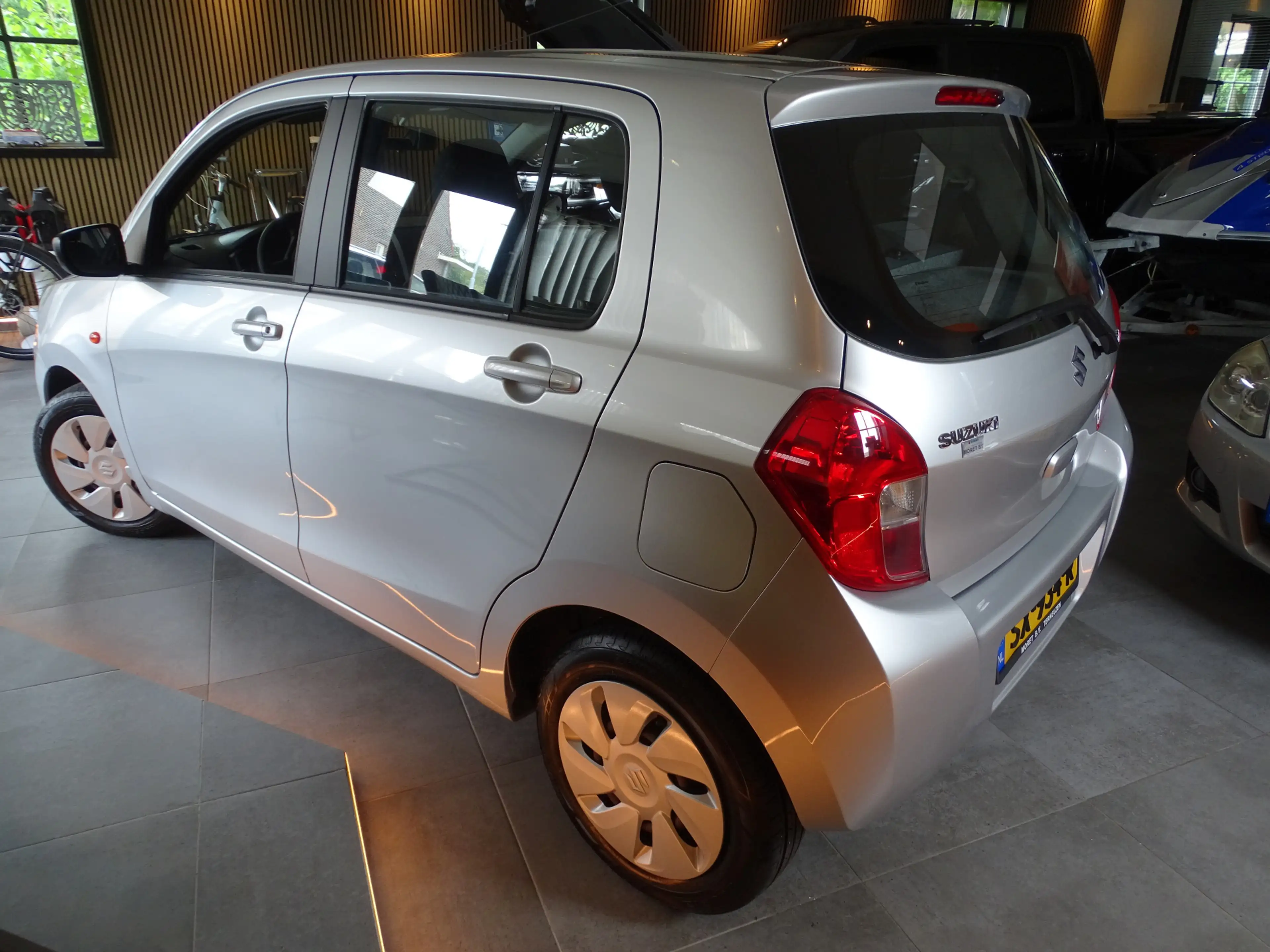 Suzuki Celerio 1.0 Comfort — photo 8
