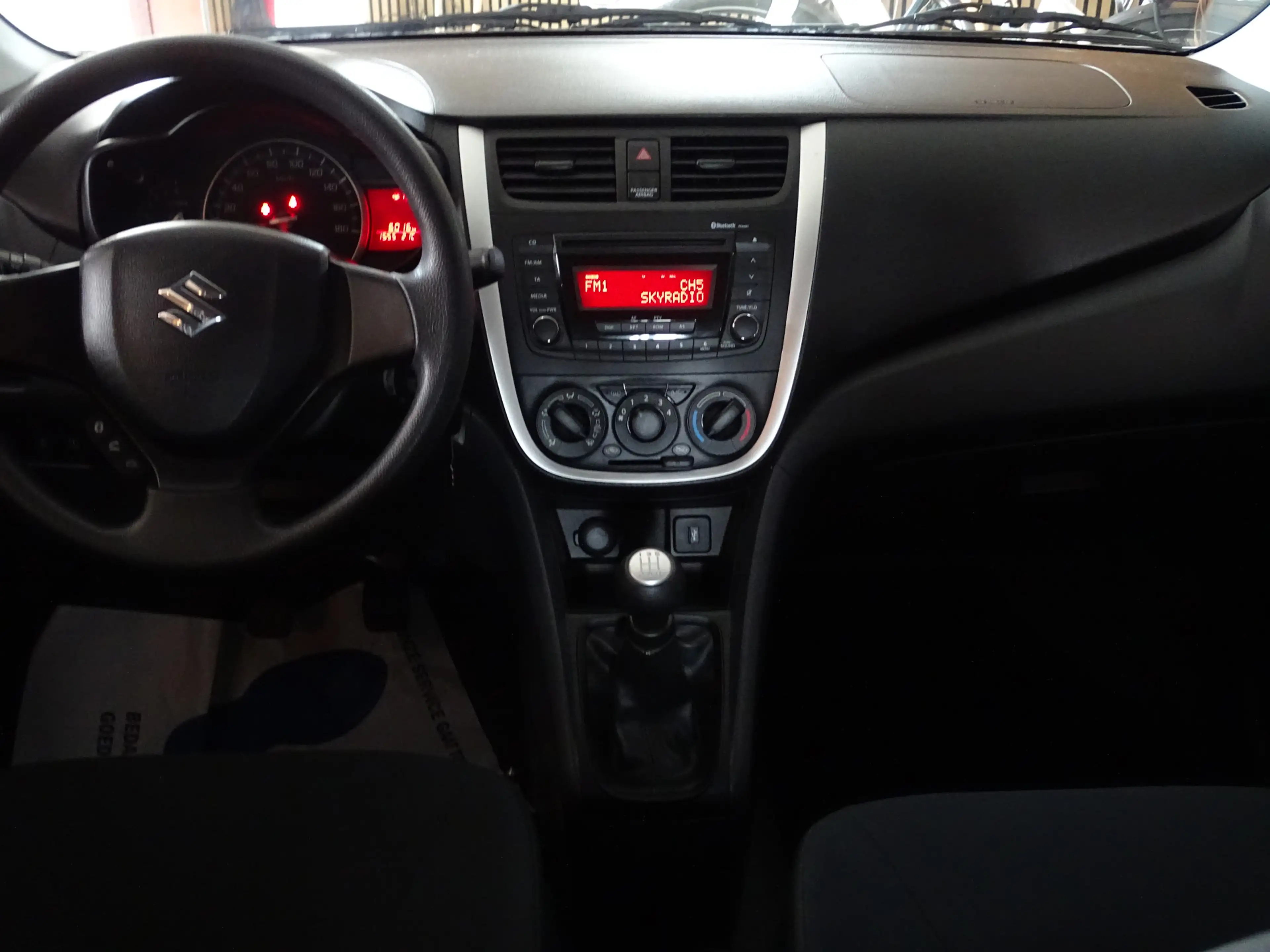 Suzuki Celerio 1.0 Comfort — photo 12