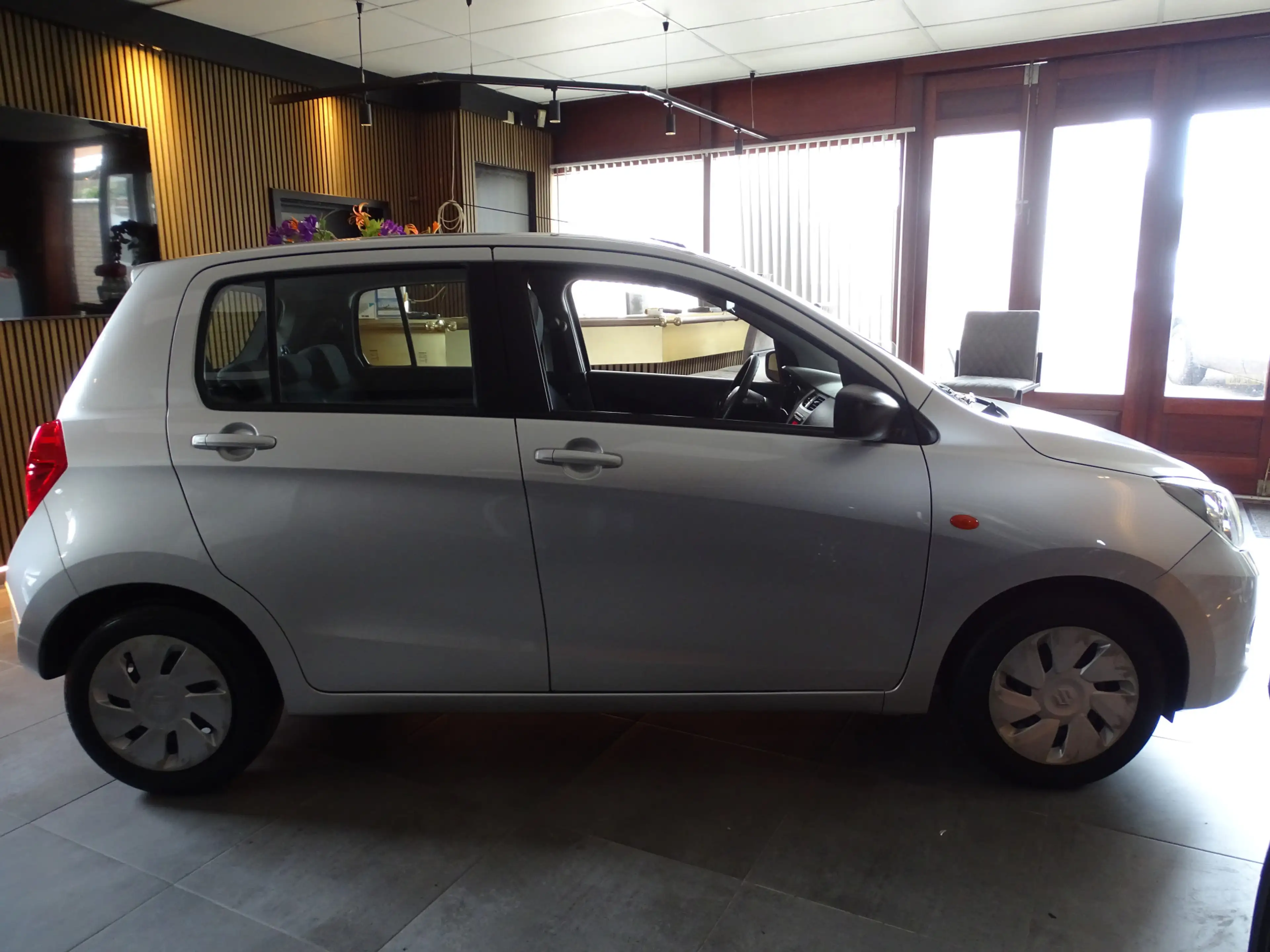 Suzuki Celerio 1.0 Comfort — photo 4
