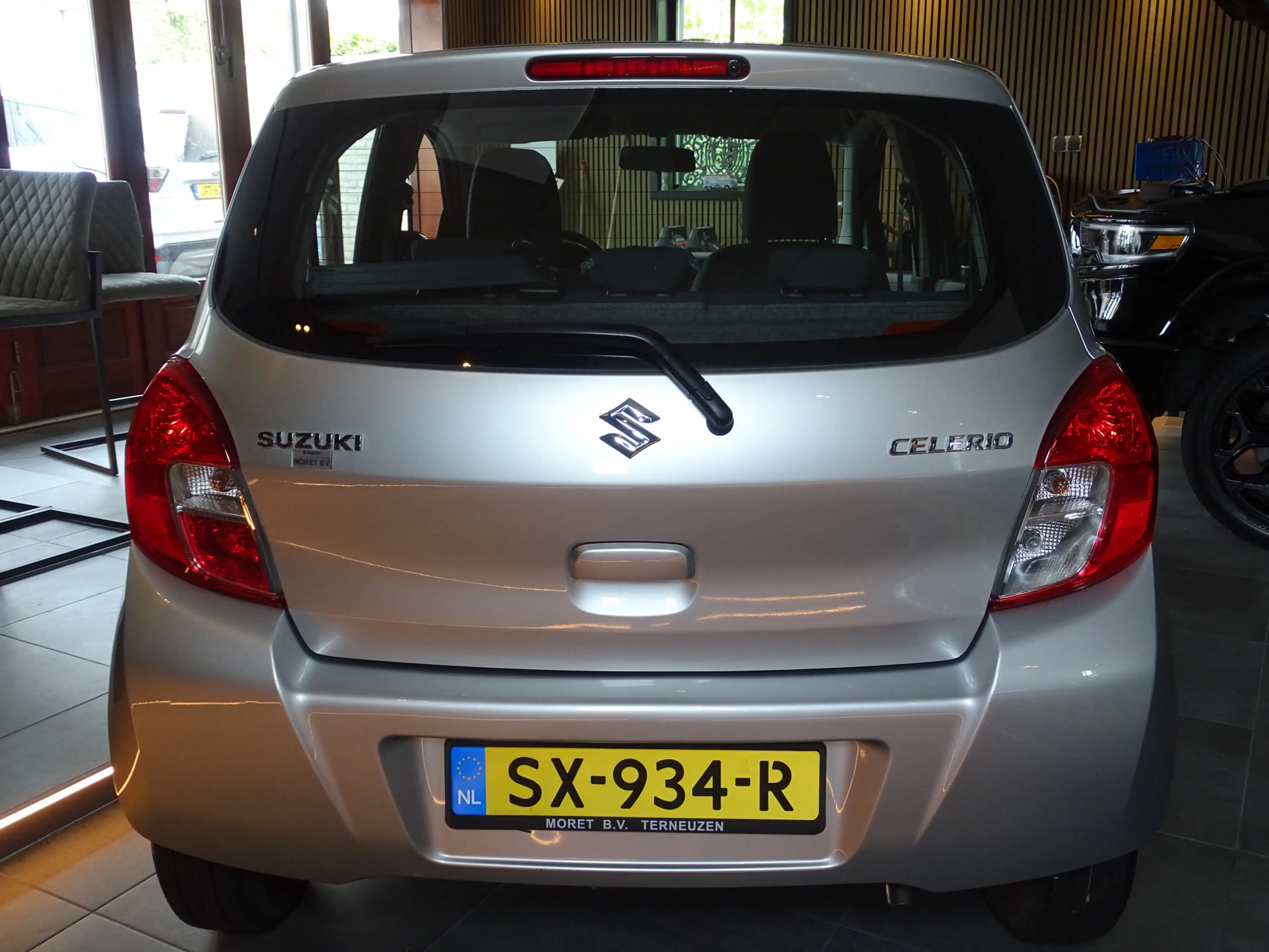Suzuki Celerio 1.0 Comfort — photo 6