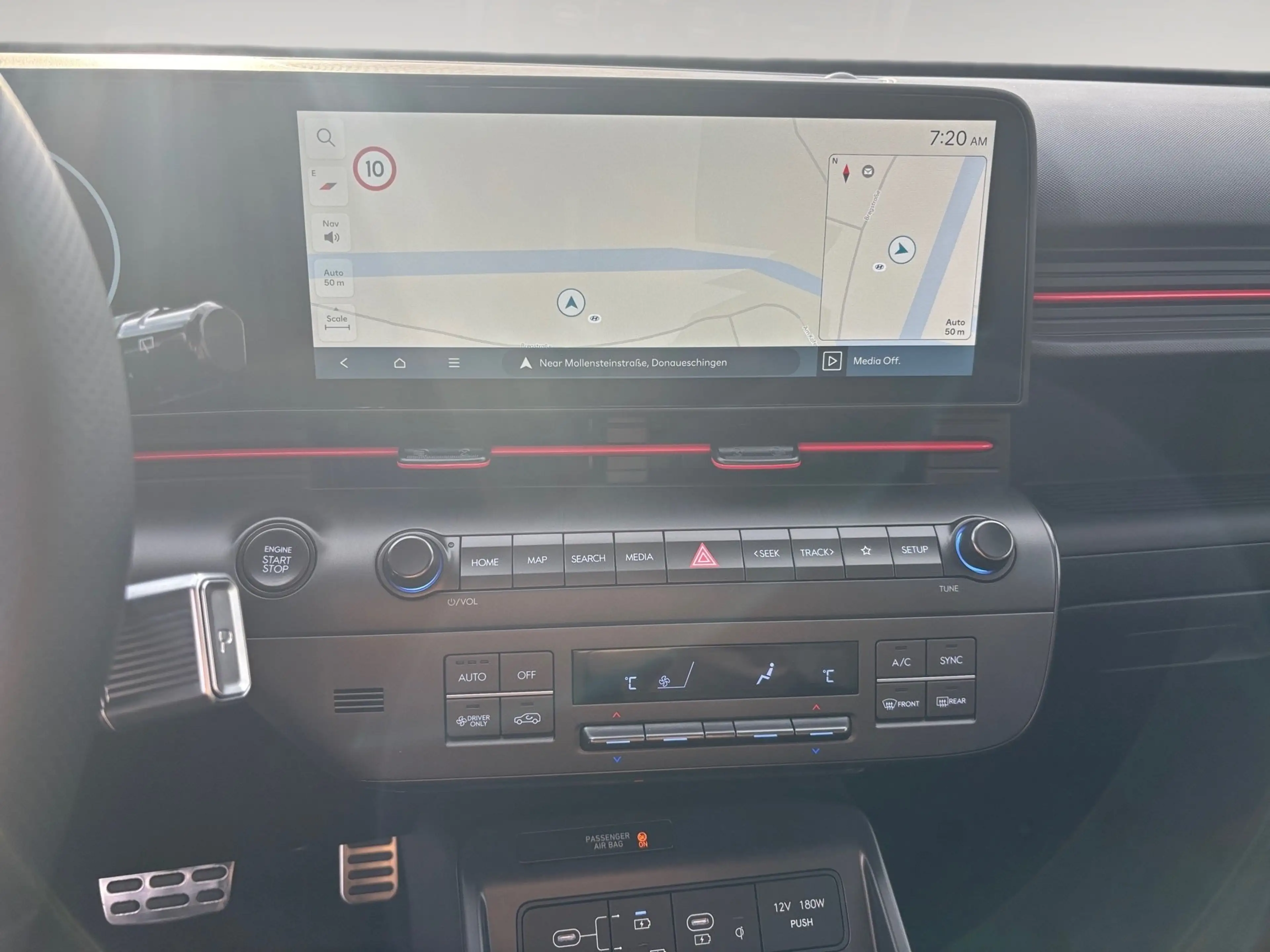 Hyundai KONA SX2 HEV 1.6L N-Line X mit Glas-Schiebedach — photo 9