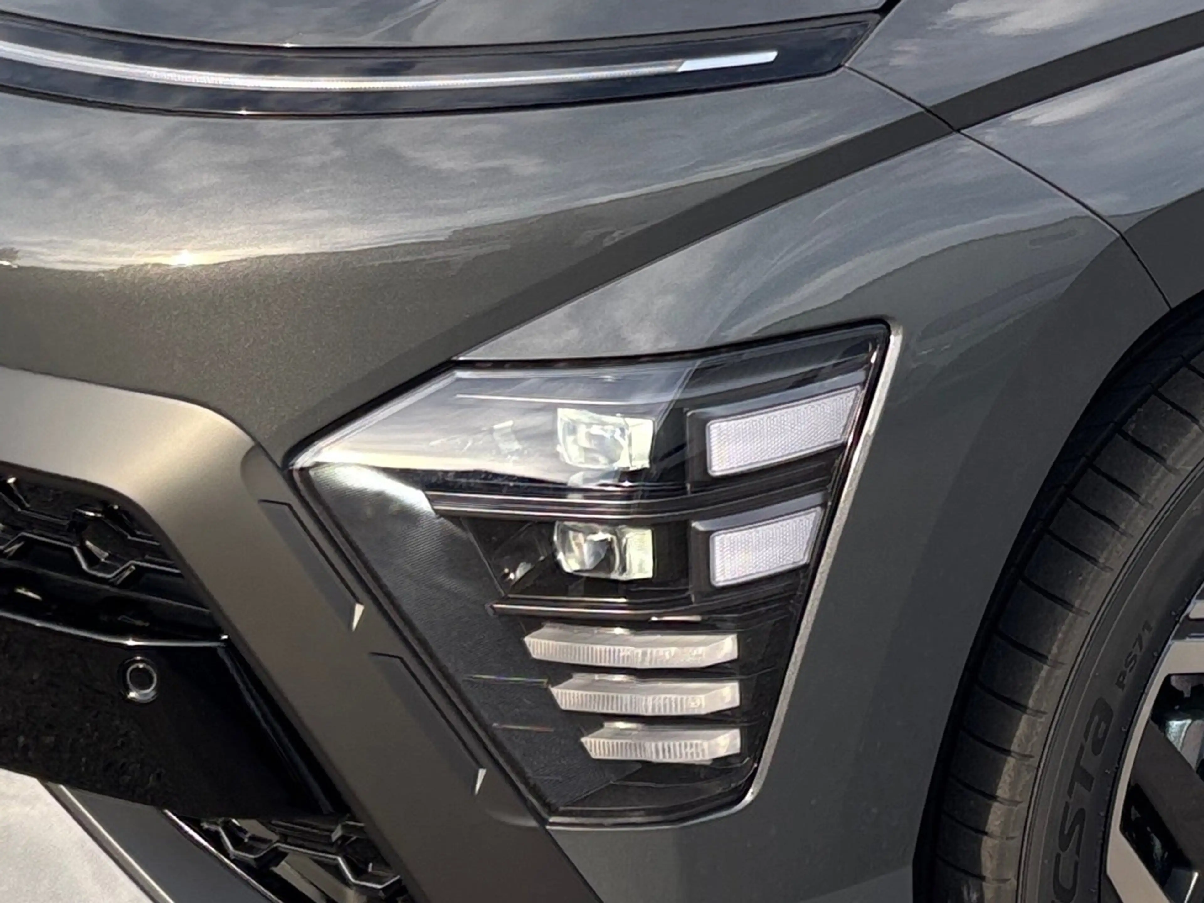 Hyundai KONA SX2 HEV 1.6L N-Line X mit Glas-Schiebedach — photo 5