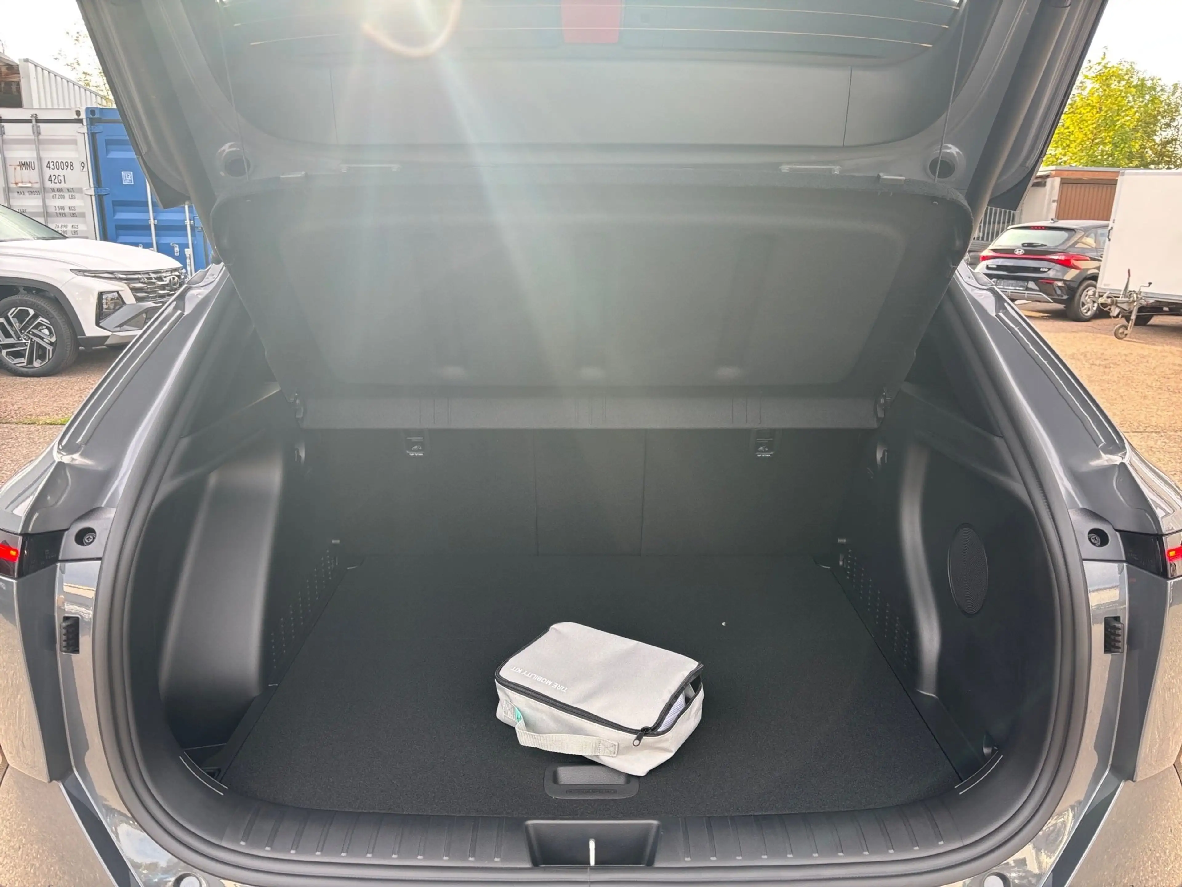 Hyundai KONA SX2 HEV 1.6L N-Line X mit Glas-Schiebedach — photo 12
