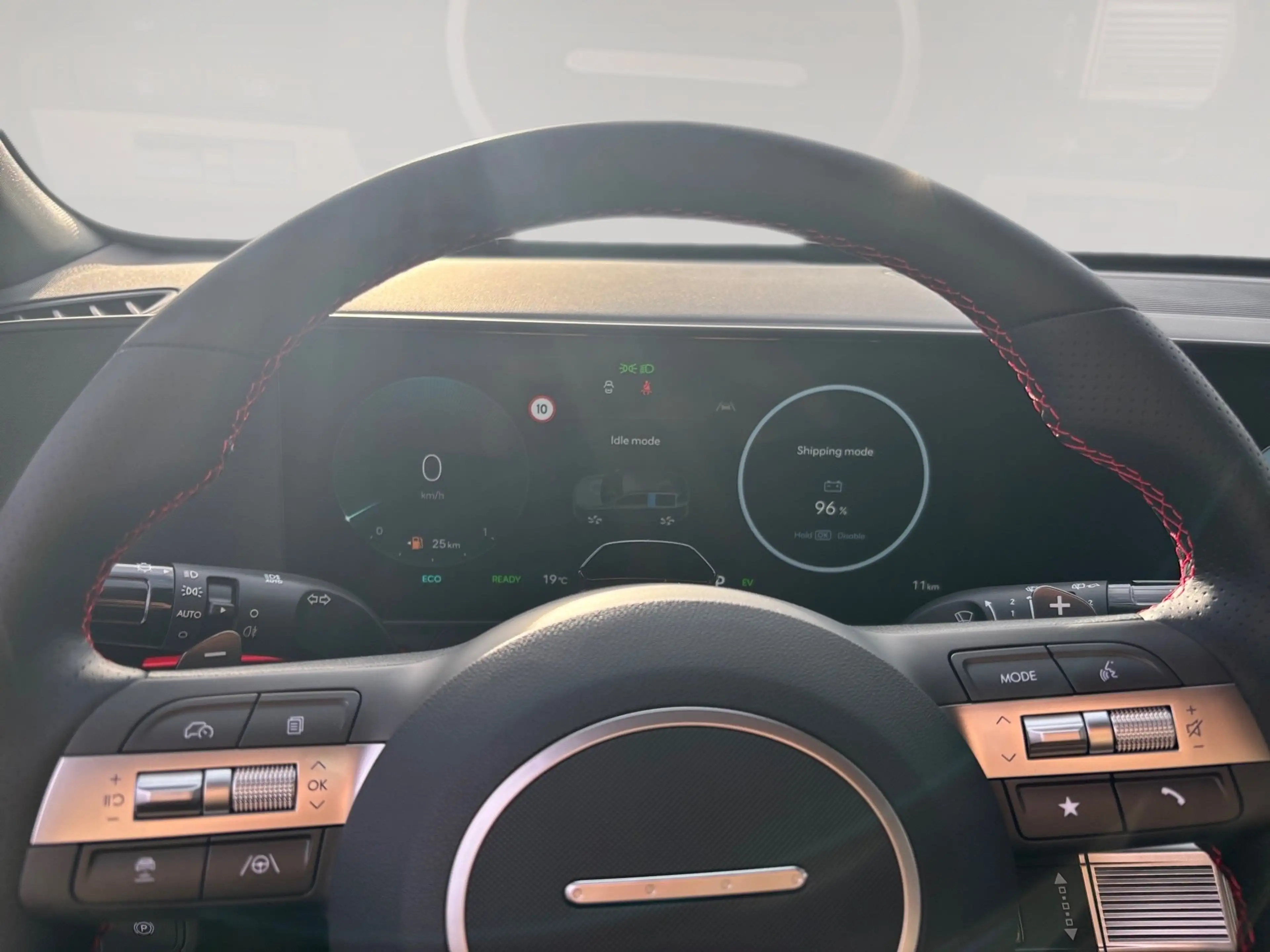 Hyundai KONA SX2 HEV 1.6L N-Line X mit Glas-Schiebedach — photo 8