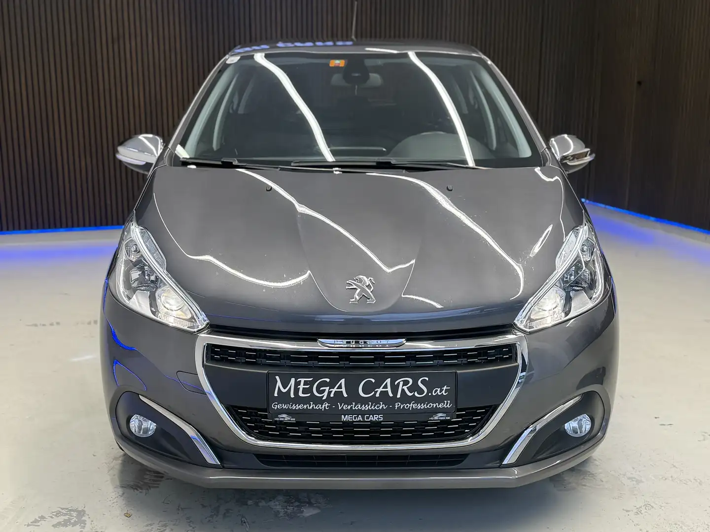 Peugeot 208 Active BlueHDi 100 S / 47.000KM / DIESEL / Grau - 2