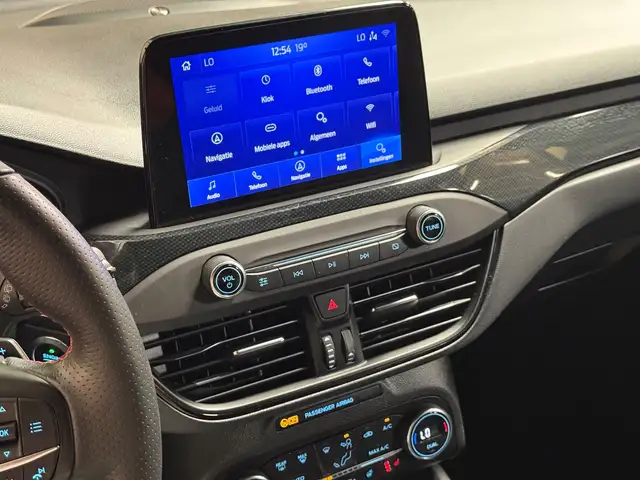 Ford Focus view 20