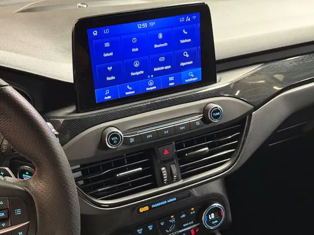 Ford Focus view 27