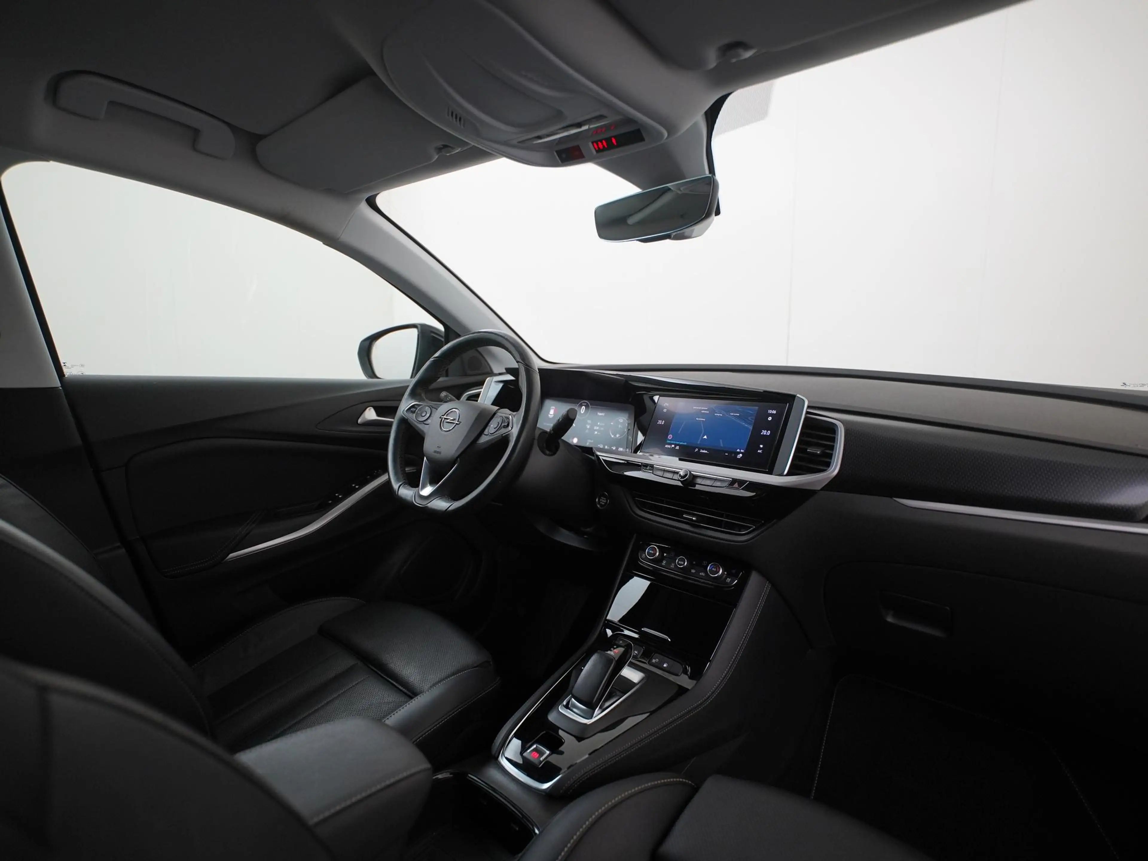 Opel Grandland 1.6 Turbo Plug-In Hybrid 4x4 Ultimate | Trekhaak | — photo 2