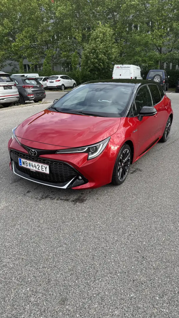 Toyota Corolla Kombi 1,8 Hybrid GR-S Rot - 1