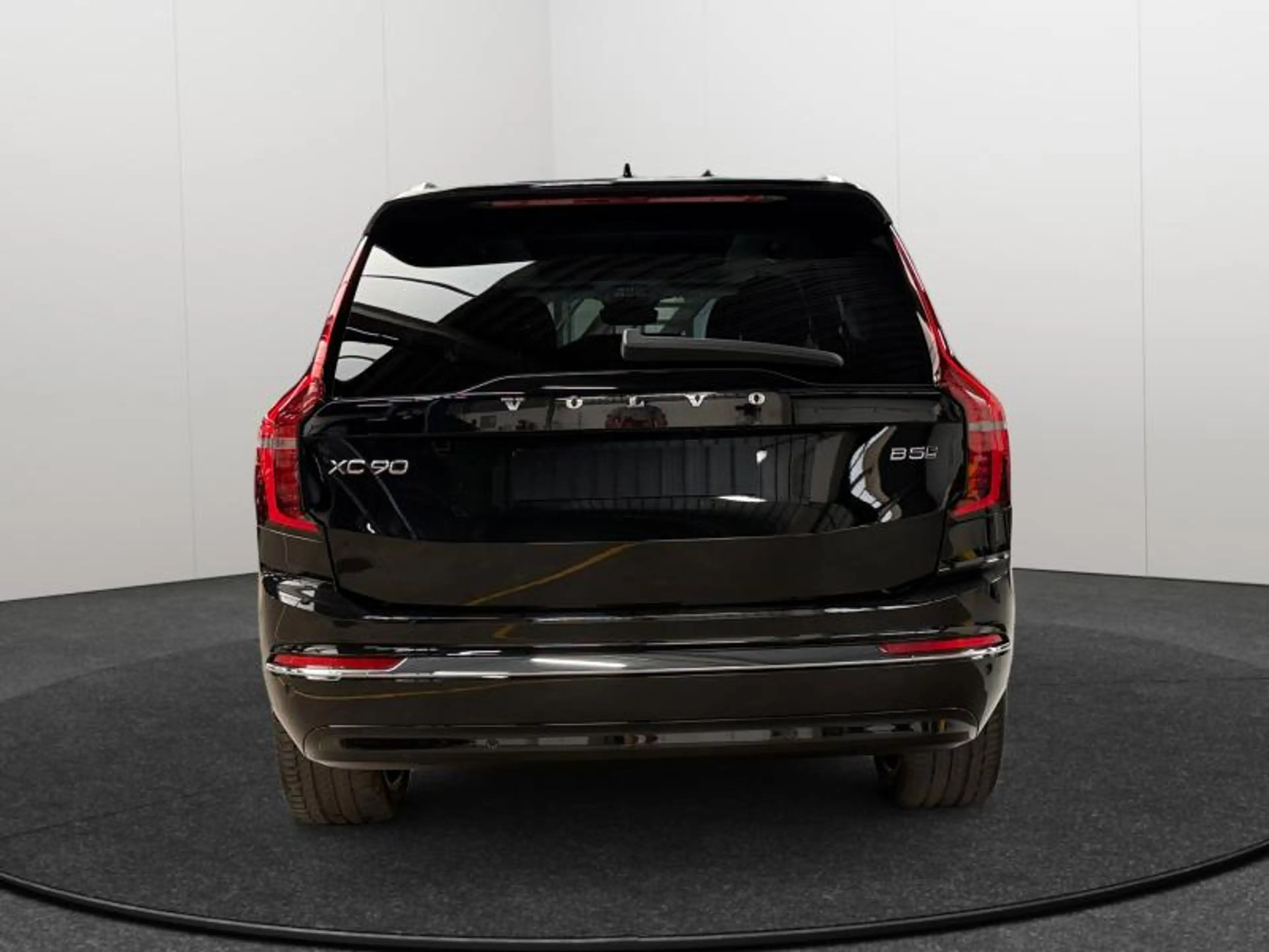 Volvo XC90 Facelift B5 AWD Plus Bright / Essence — photo 4