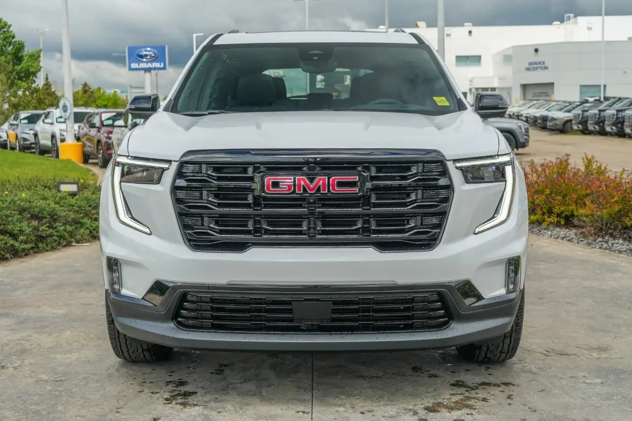 GMC Acadia photo GMC Acadia