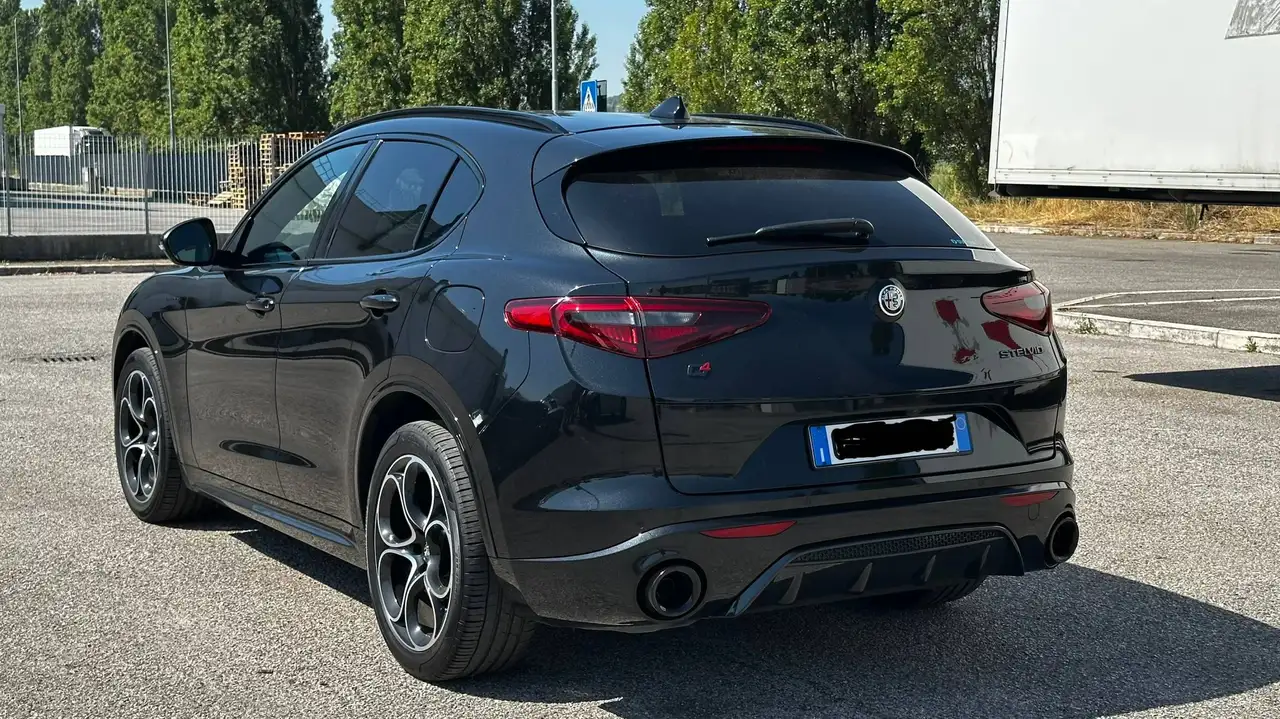 Alfa Romeo Stelvio 2021 — фото 11