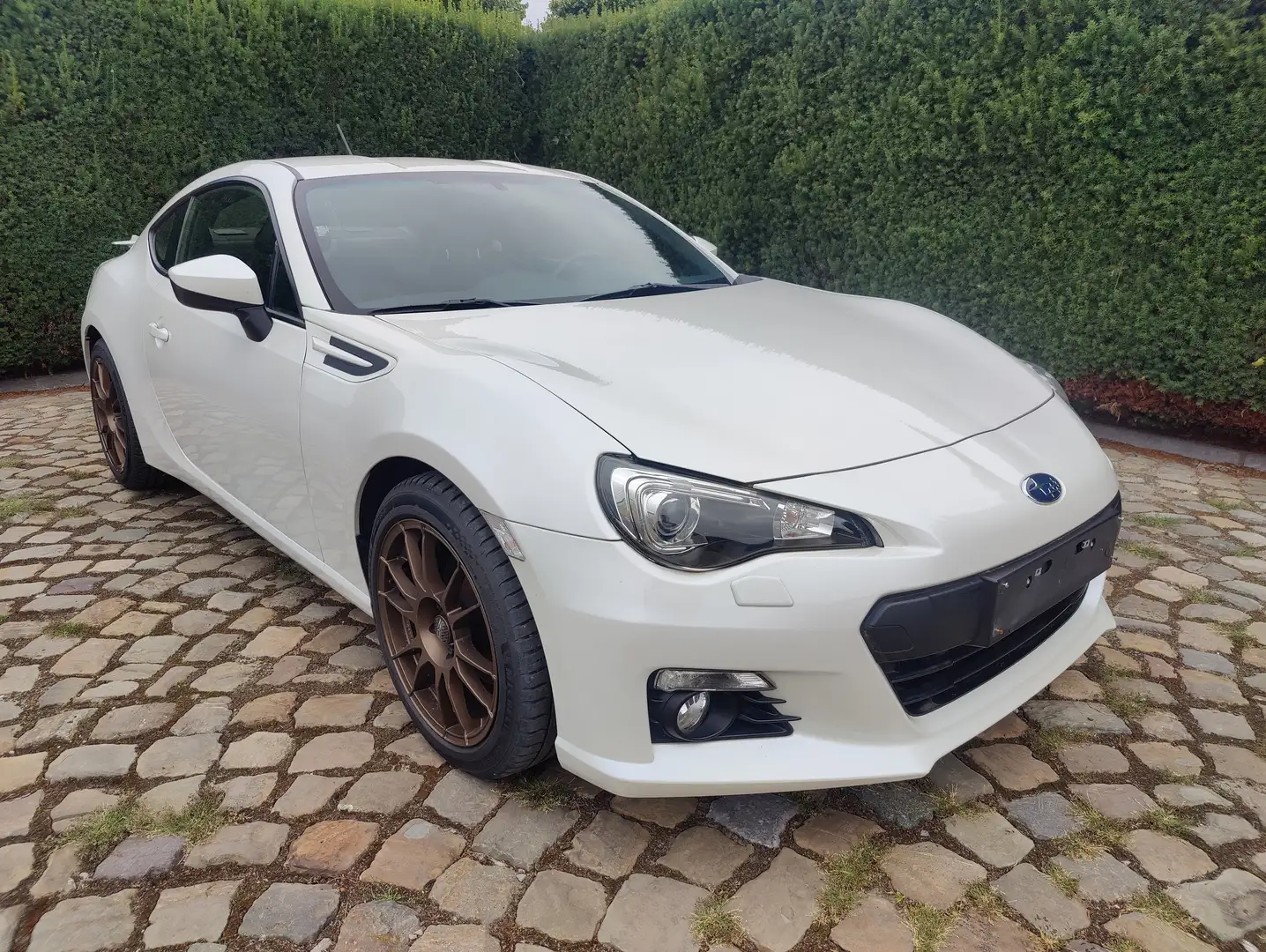 Subaru BRZ BRZ 2.0i Automatik export of handelaar White - 1