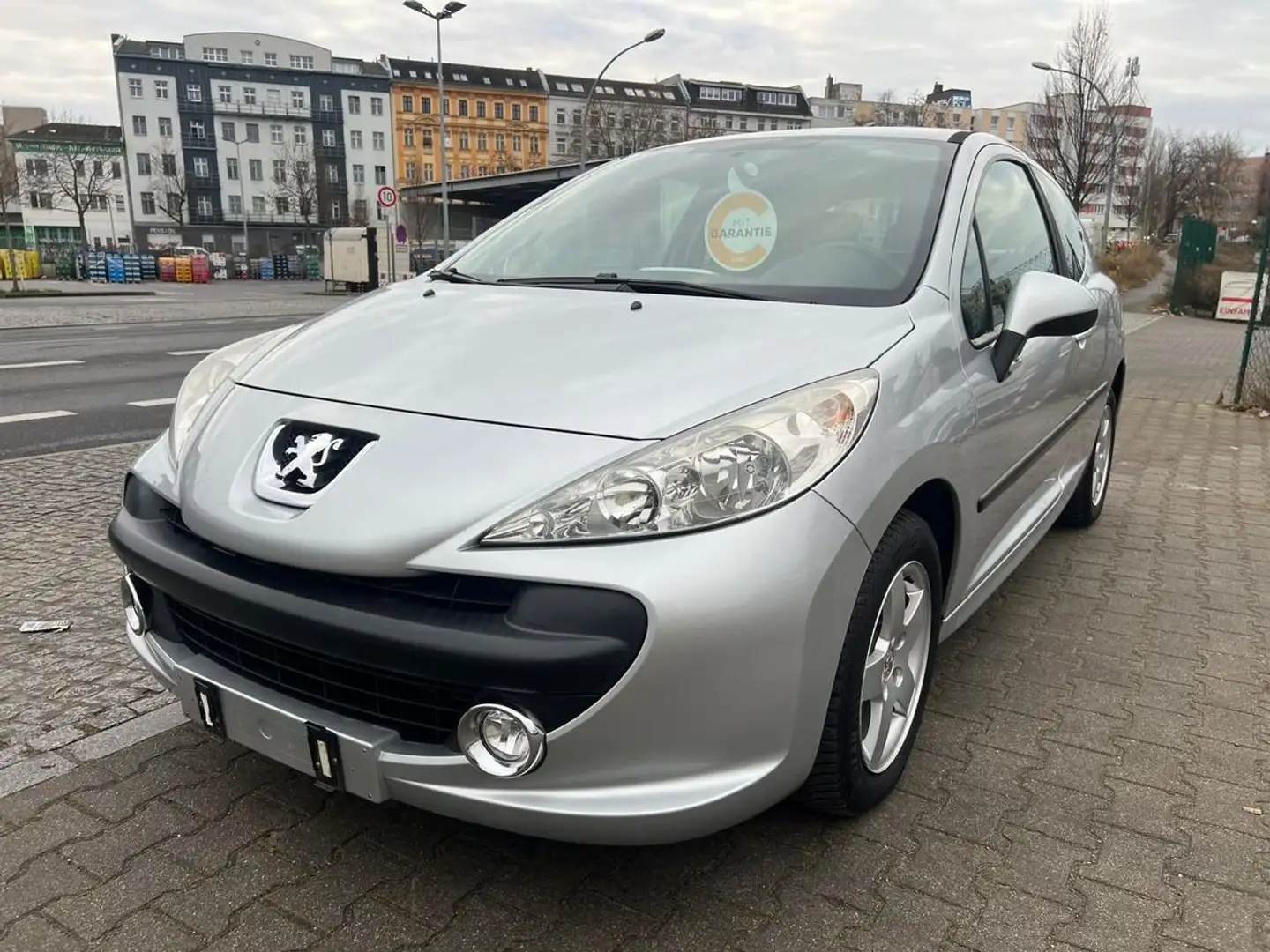 Peugeot 207 Urban Move Grau - 2