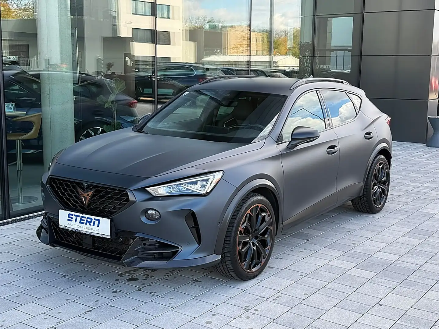 CUPRA Formentor VZ5 2.5 TSI 4Drive *360°*BEATS*BUCKET SEATS*MATT* Silber - 1