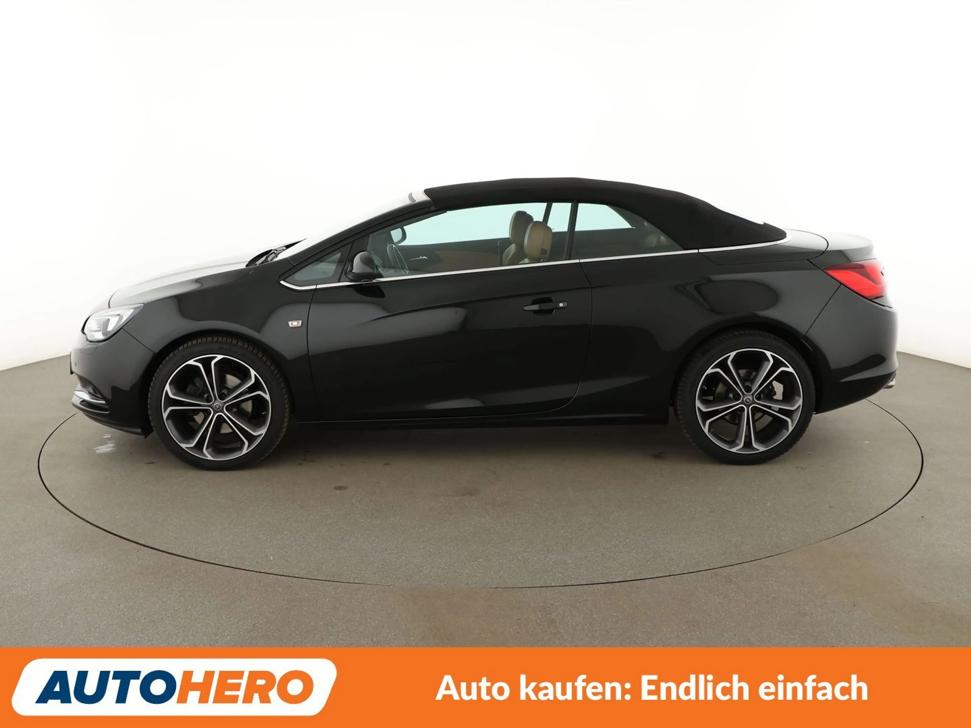 Opel Cascada 1.6 SIDI Turbo Ultimate ecoFlex*NAVI*XENON*CAM* — photo 3