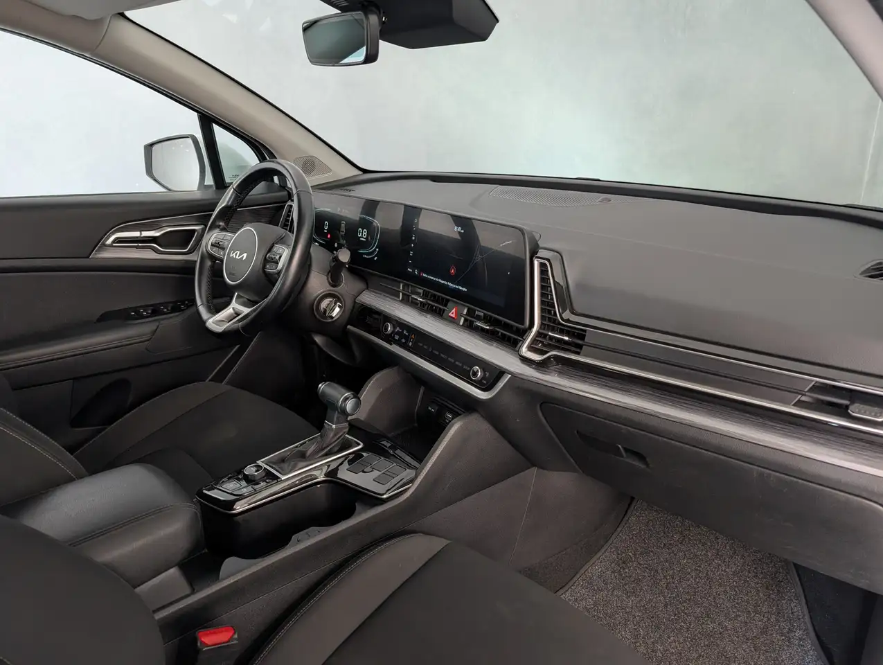 Kia Sportage 1.6 MHEV DCT STYLE 12