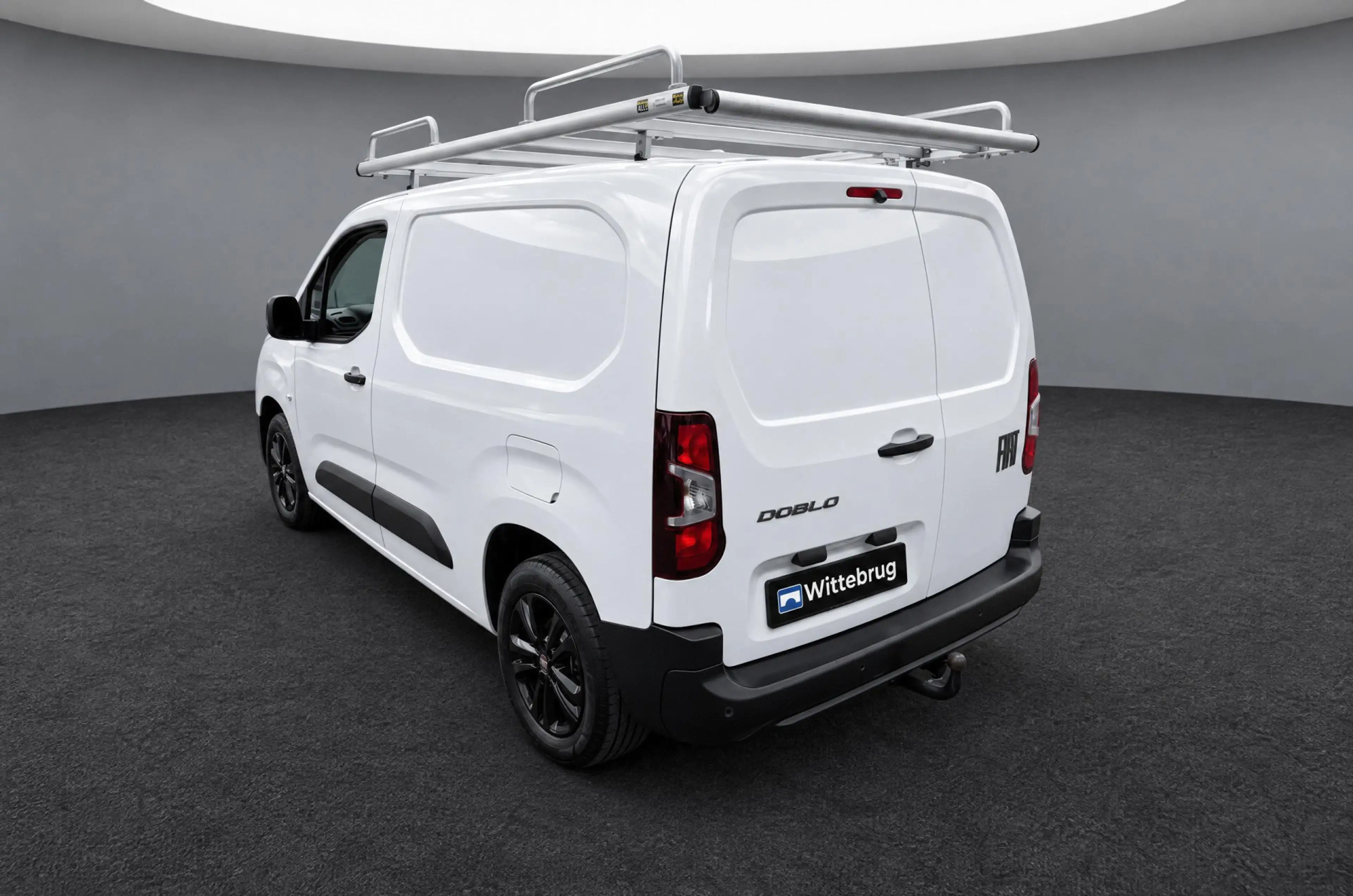 Fiat Doblo 1.5 BlueHDi 100 S&S L1 650kg / Navigatie by APP / — photo 15
