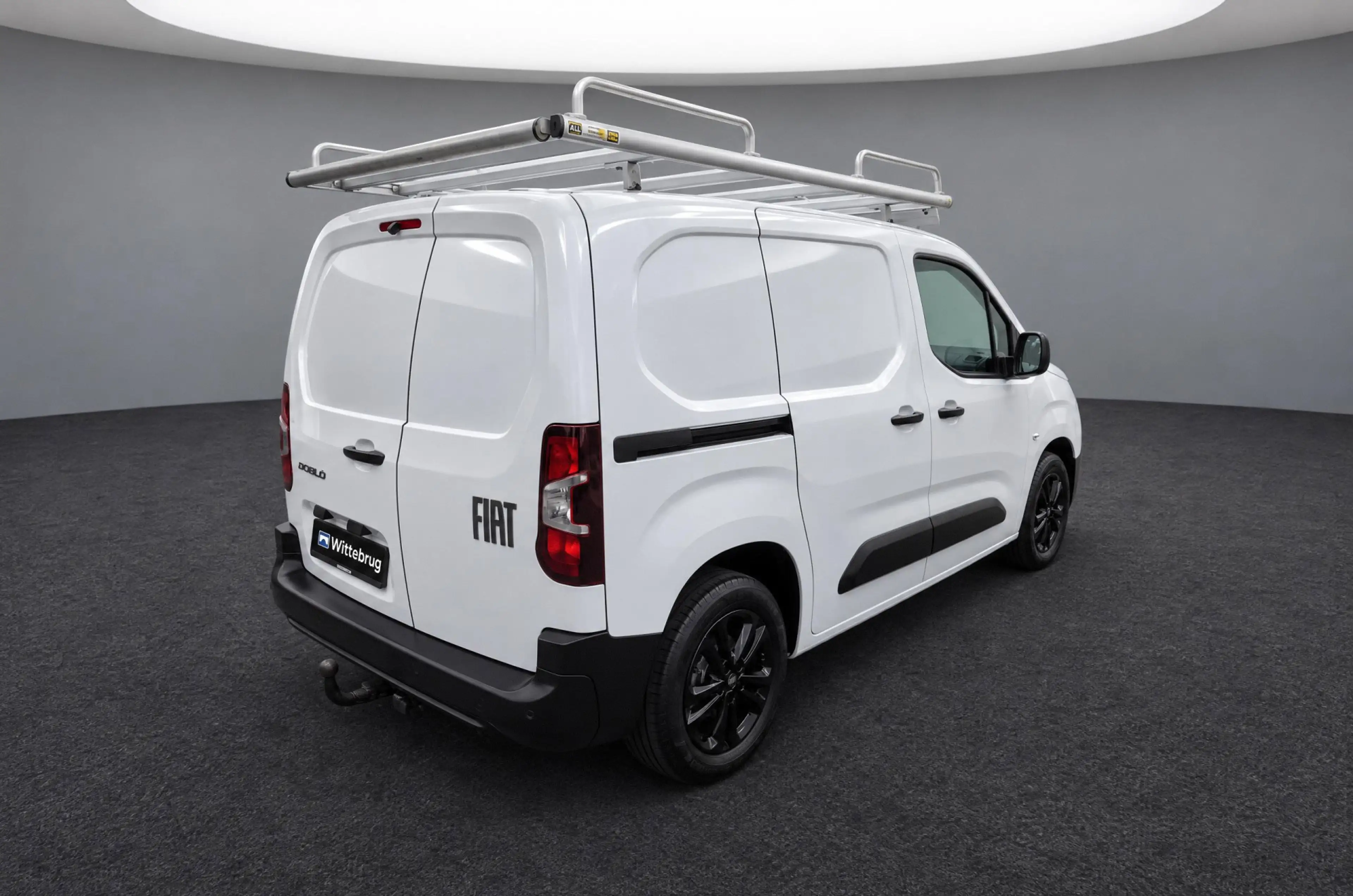 Fiat Doblo 1.5 BlueHDi 100 S&S L1 650kg / Navigatie by APP / — photo 12