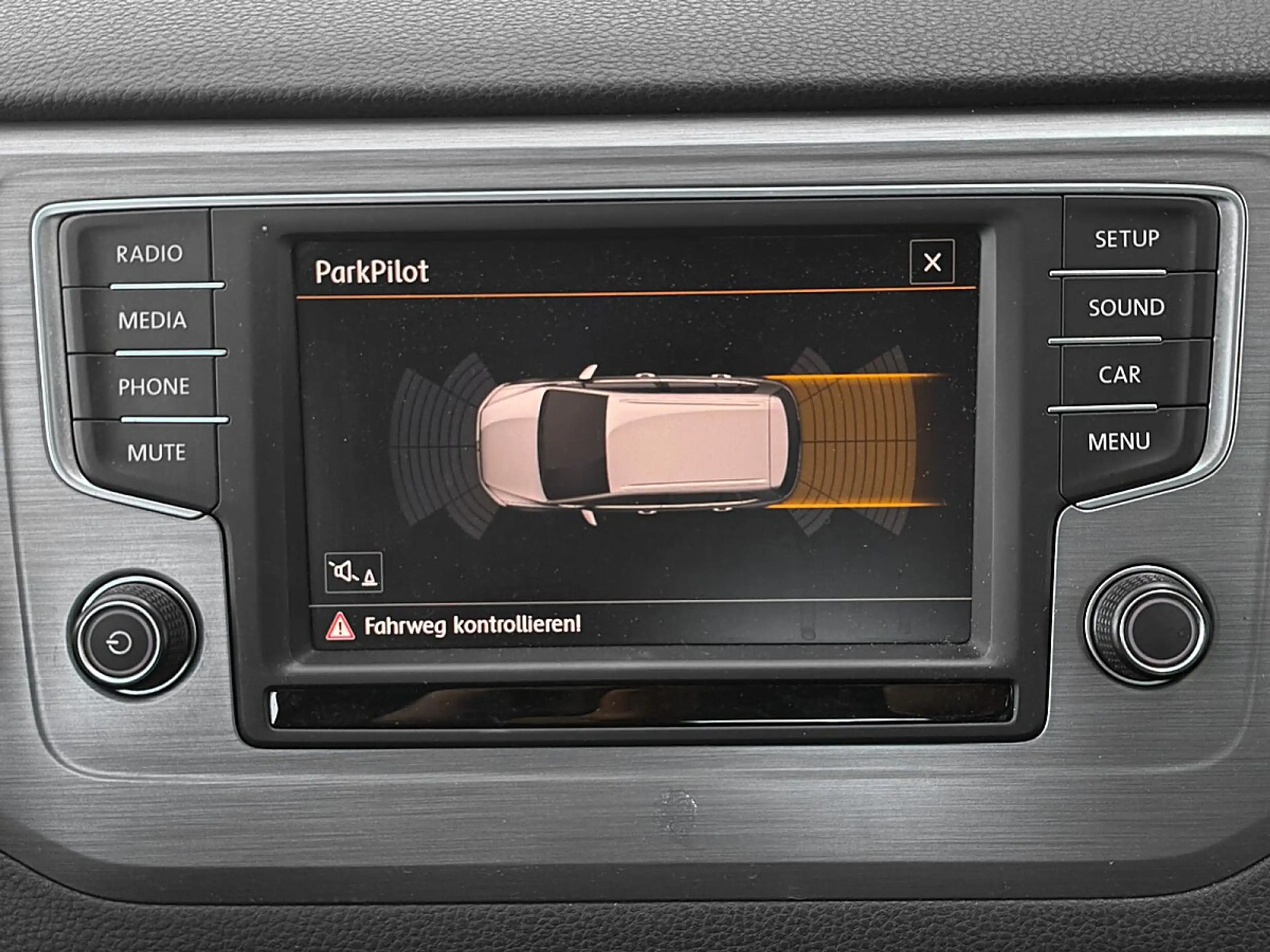 Volkswagen Golf Sportsvan Rabbit 1,6 BMT TDI DSG | PICKERL BIS 11/2026 | — photo 14