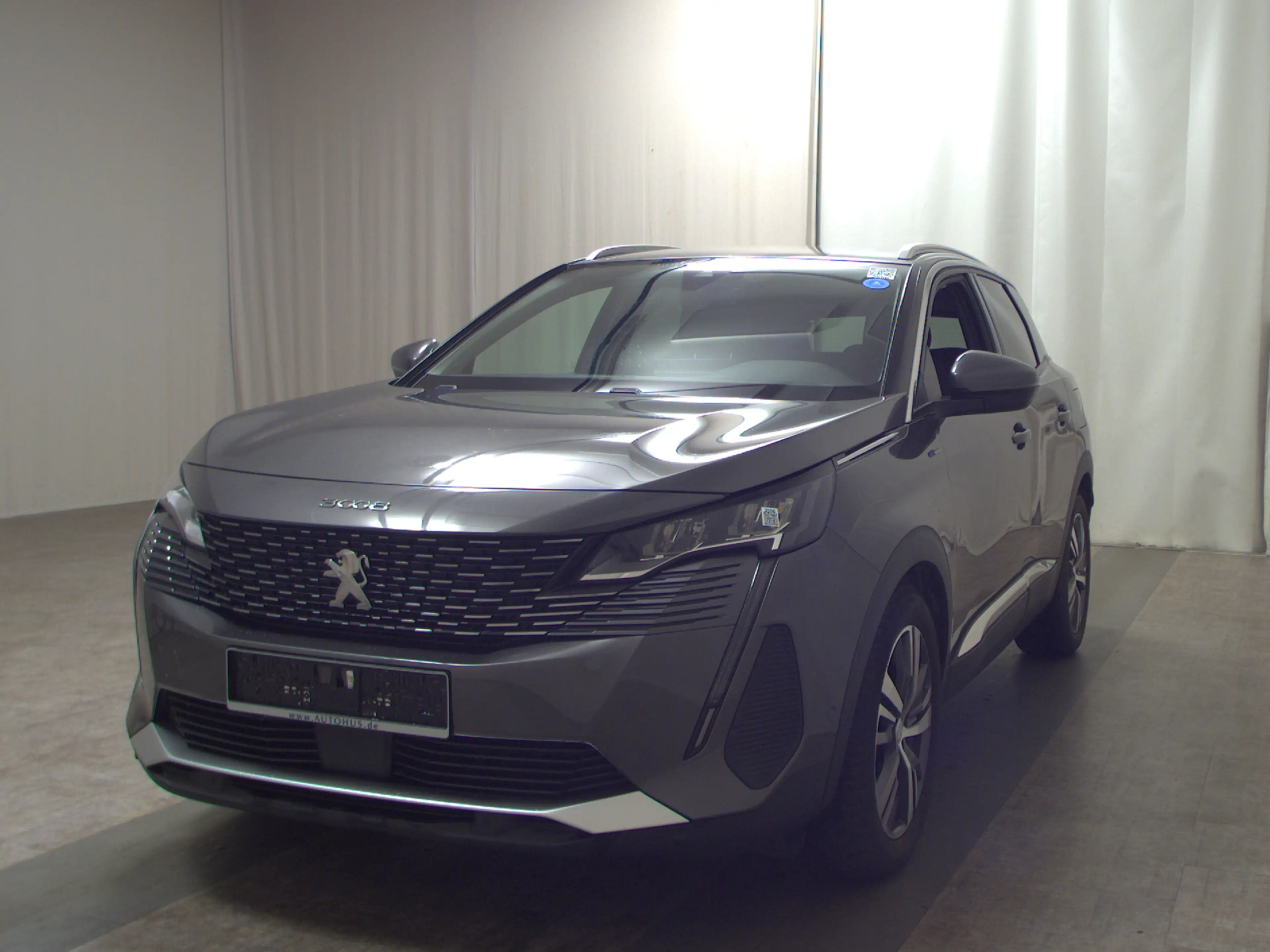 Peugeot 3008 Hybrid 225 T-Leder Navi LED — photo 2