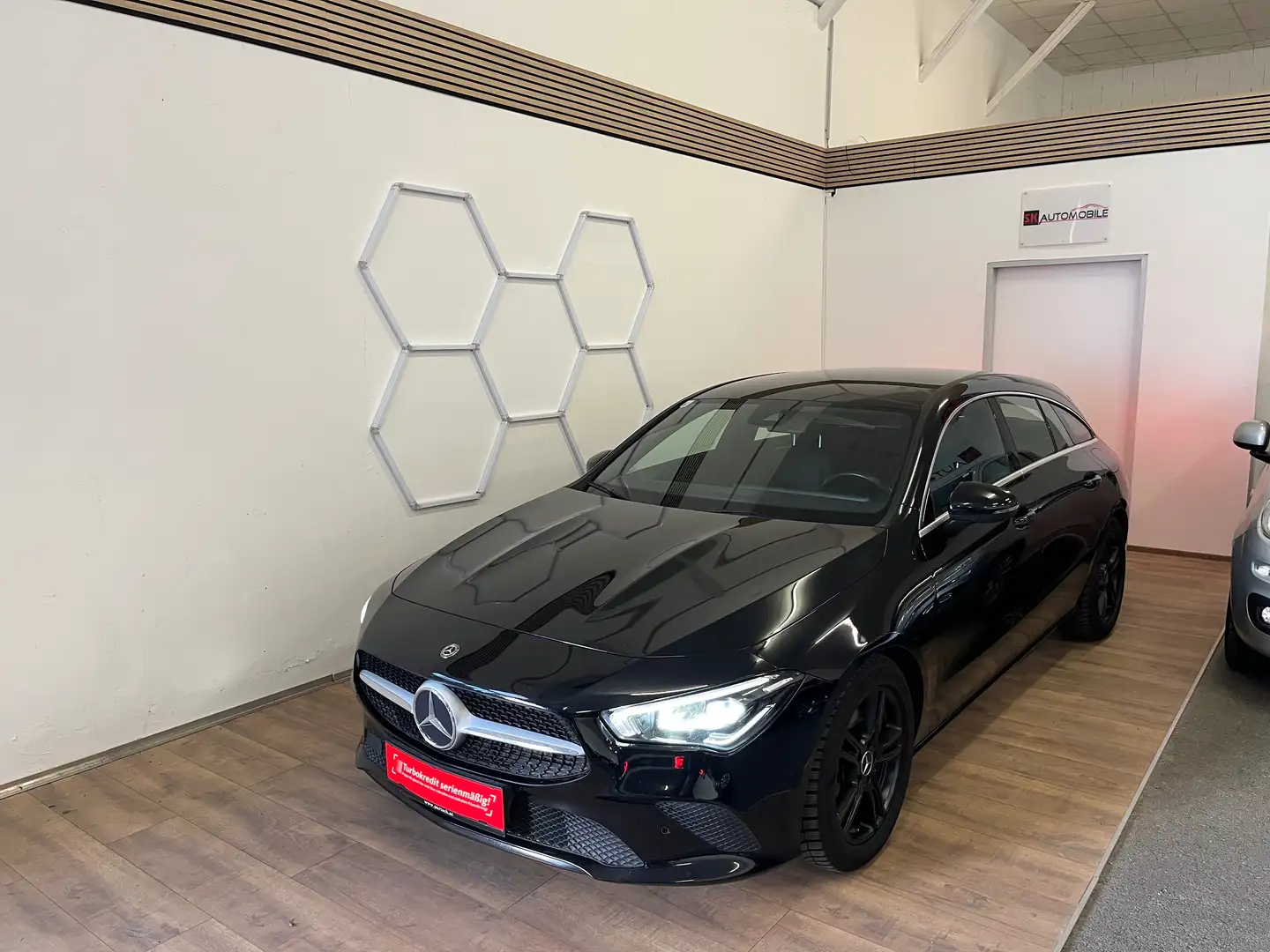 Mercedes-Benz CLA 200 CLA 200 d Shooting Brake Aut. Schwarz - 1