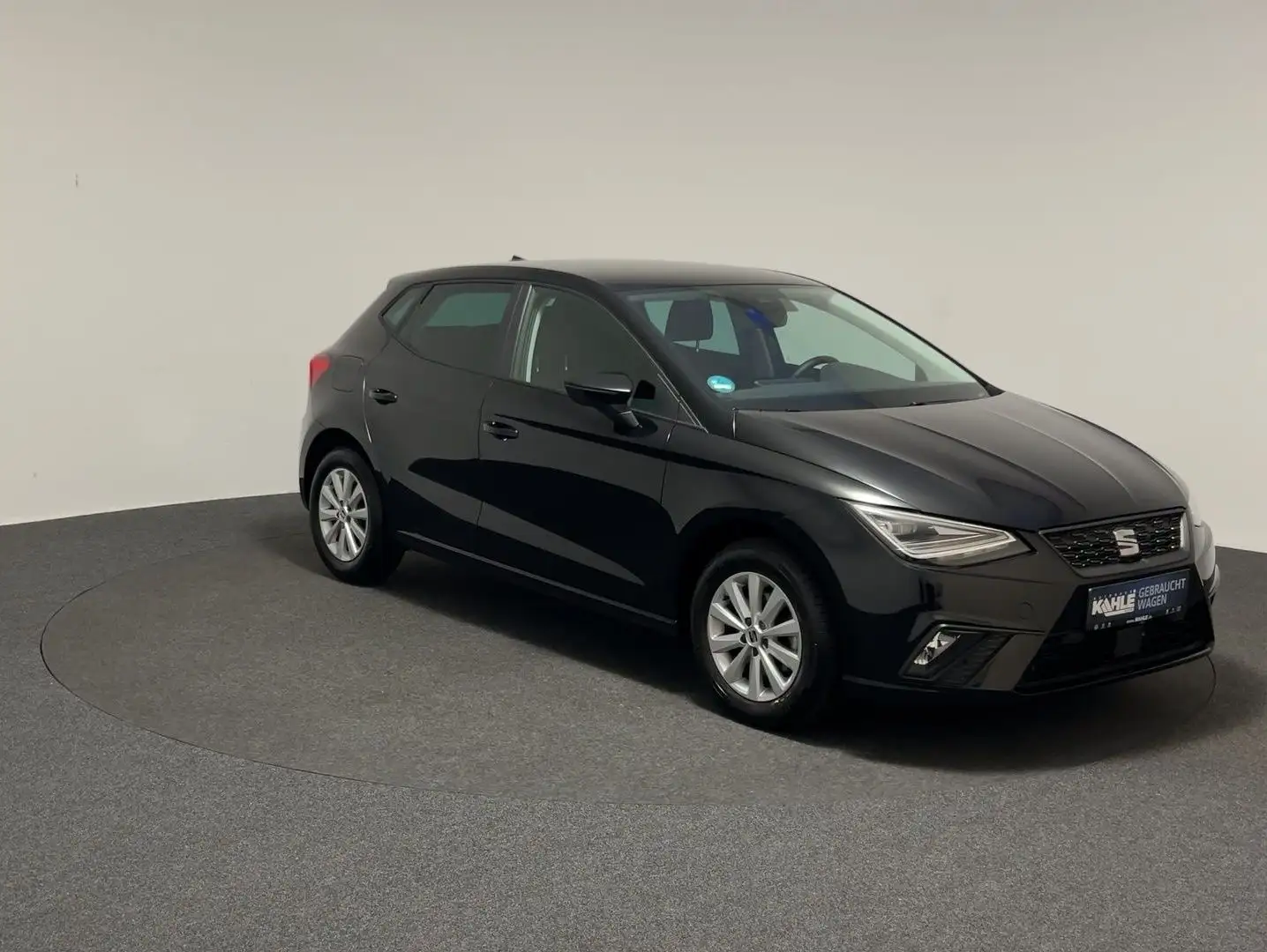 SEAT Ibiza 1.0 TSI DSG Style Schwarz - 2