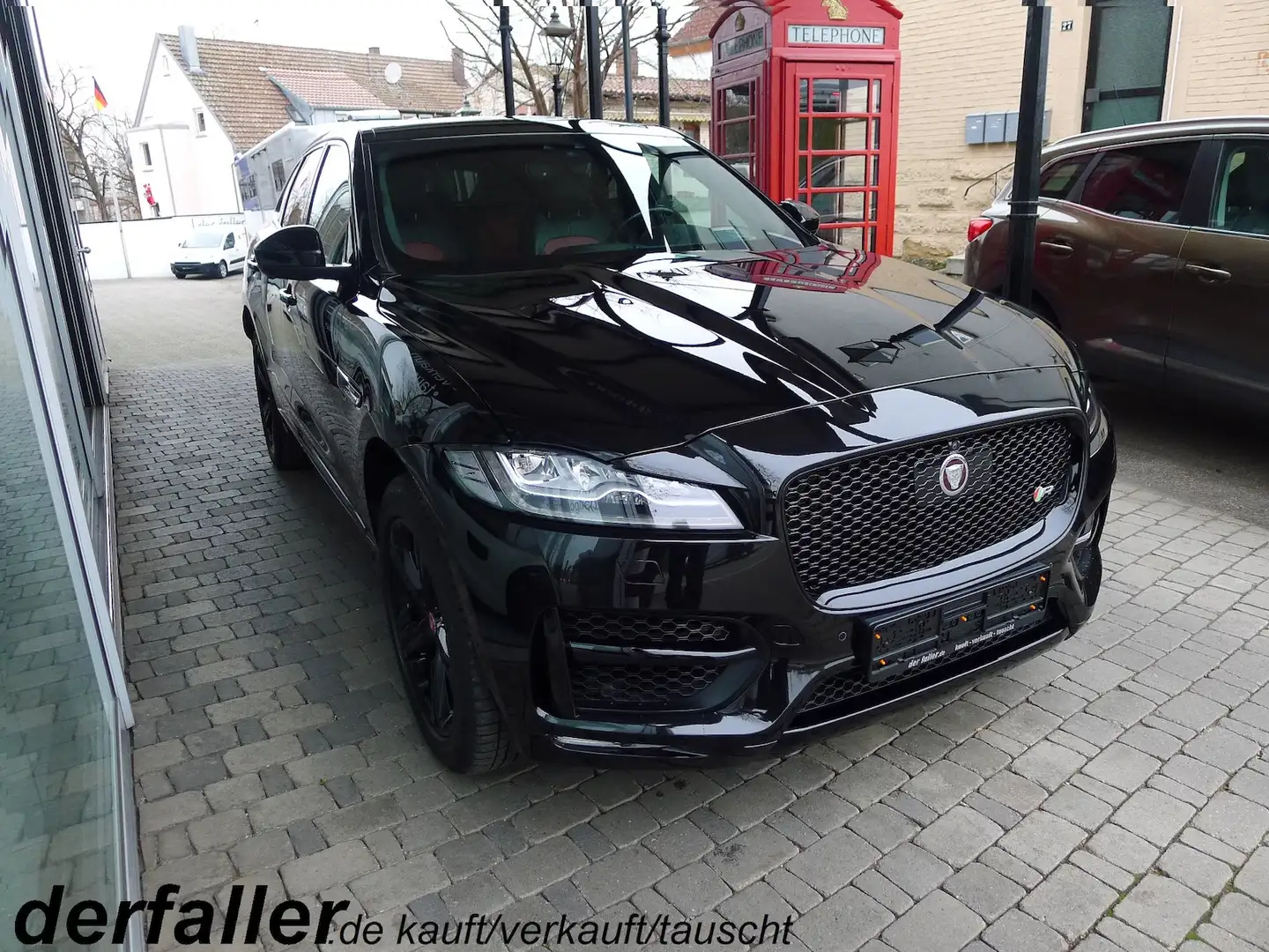 Jaguar F-Pace 300 AWD R Dynamic Voll/Voll/perfekt!! Schwarz - 1