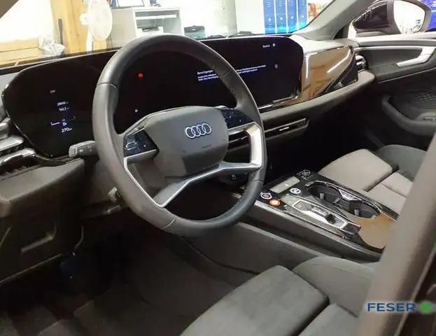 Audi A5 view 3
