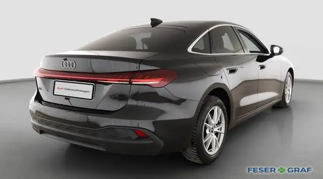 Audi A5 view 2