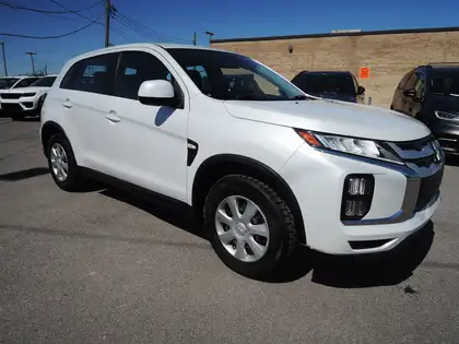White 2022 Mitsubishi RVR ES AWC SUV / Crossover Automatic
