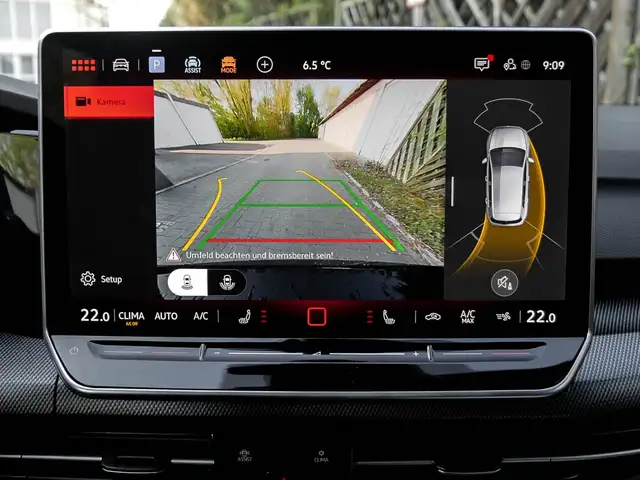 Volkswagen Golf view 10