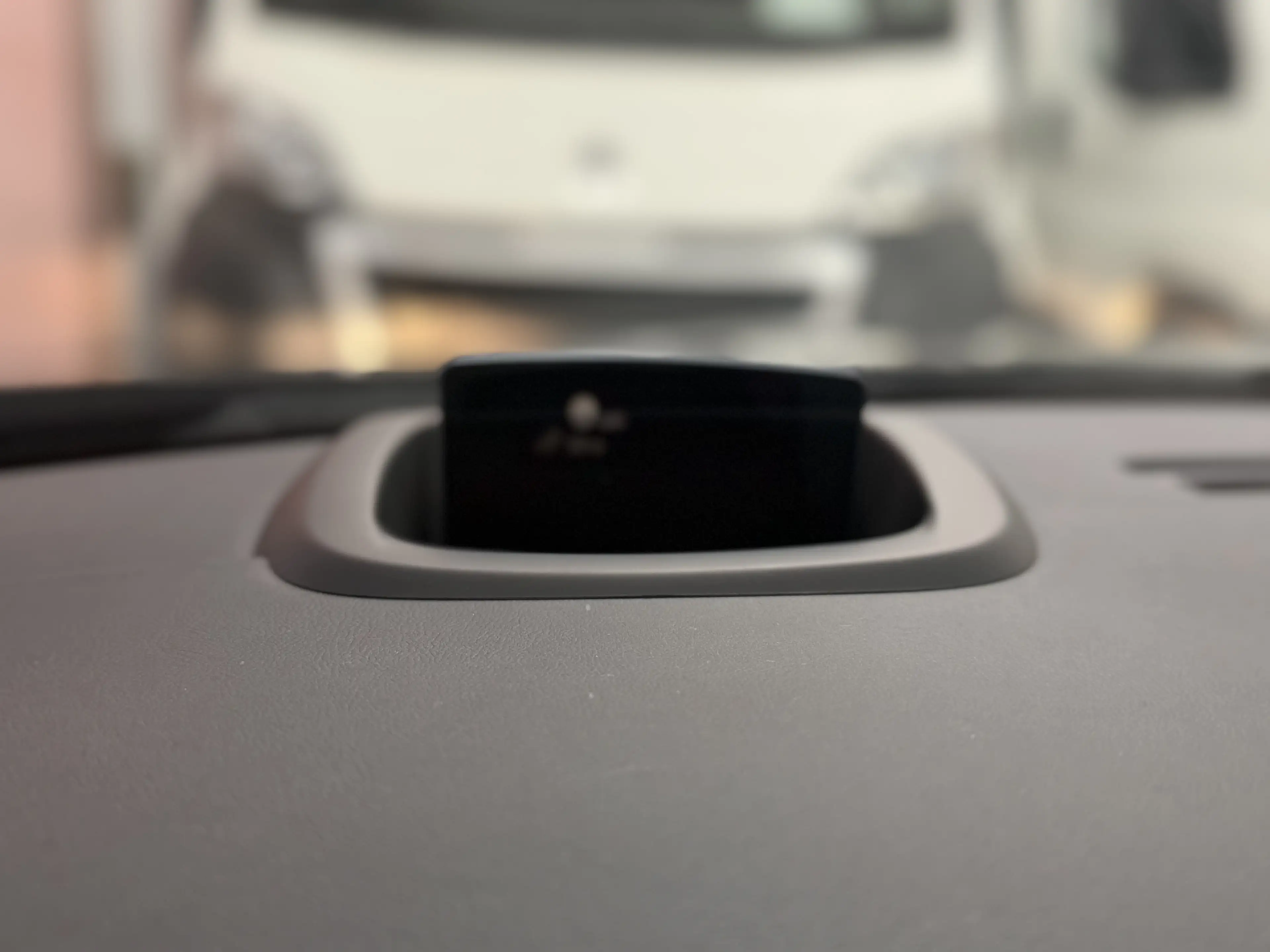 Peugeot 508 508 SW 1.6 BlueHDi Special Edition S — photo 12