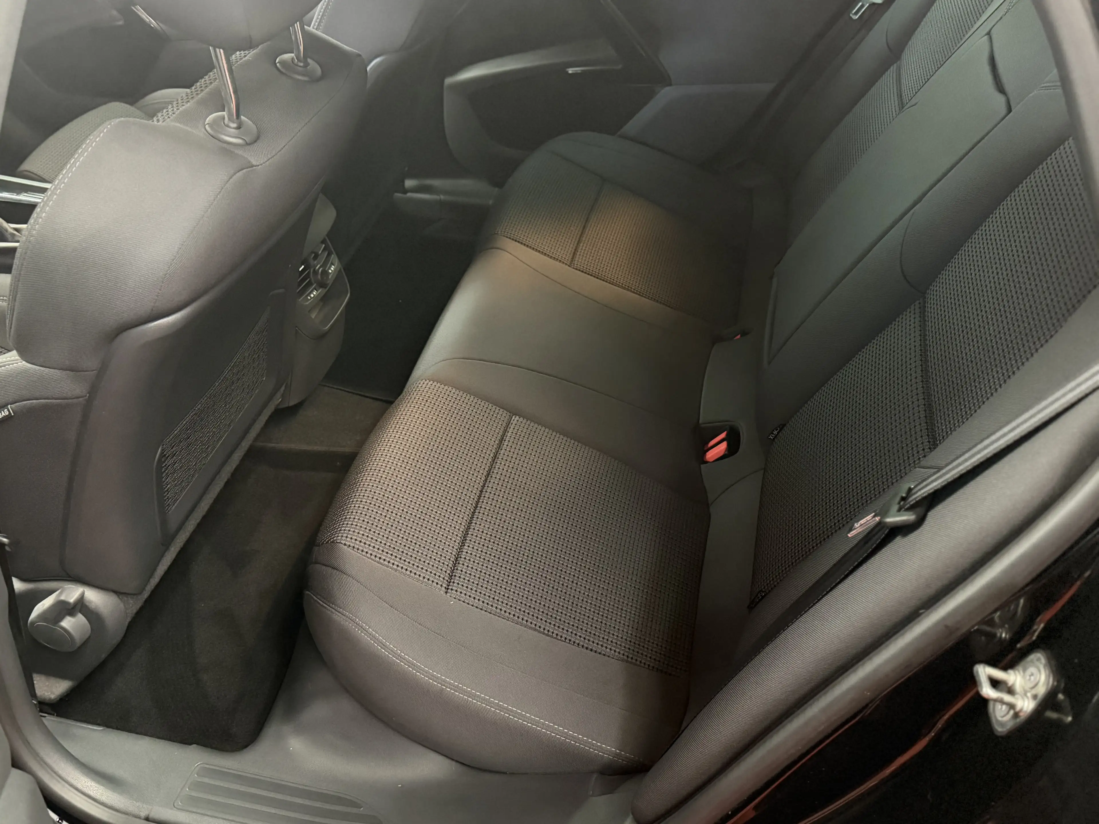 Peugeot 508 508 SW 1.6 BlueHDi Special Edition S — photo 7