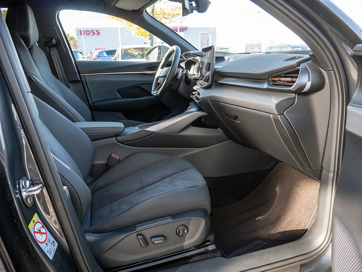 CUPRA Terramar 1.5 eTSI SHZ NAVI ACC HUD LED 360° Gris - 2