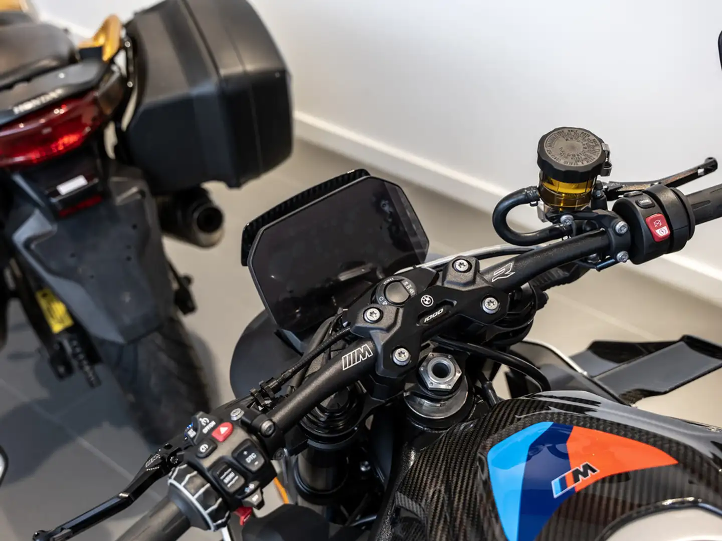 BMW M 1000 R COMPETITION-P. AKRAPOVIC LED Alb - 2