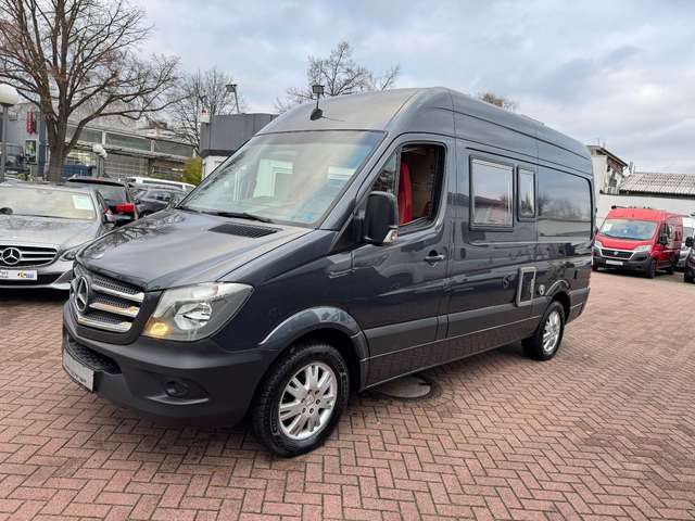 Imagine La Strada REGENT S MERCEDES SPRINTER 7G-TRONIC SOLAR 1HAND