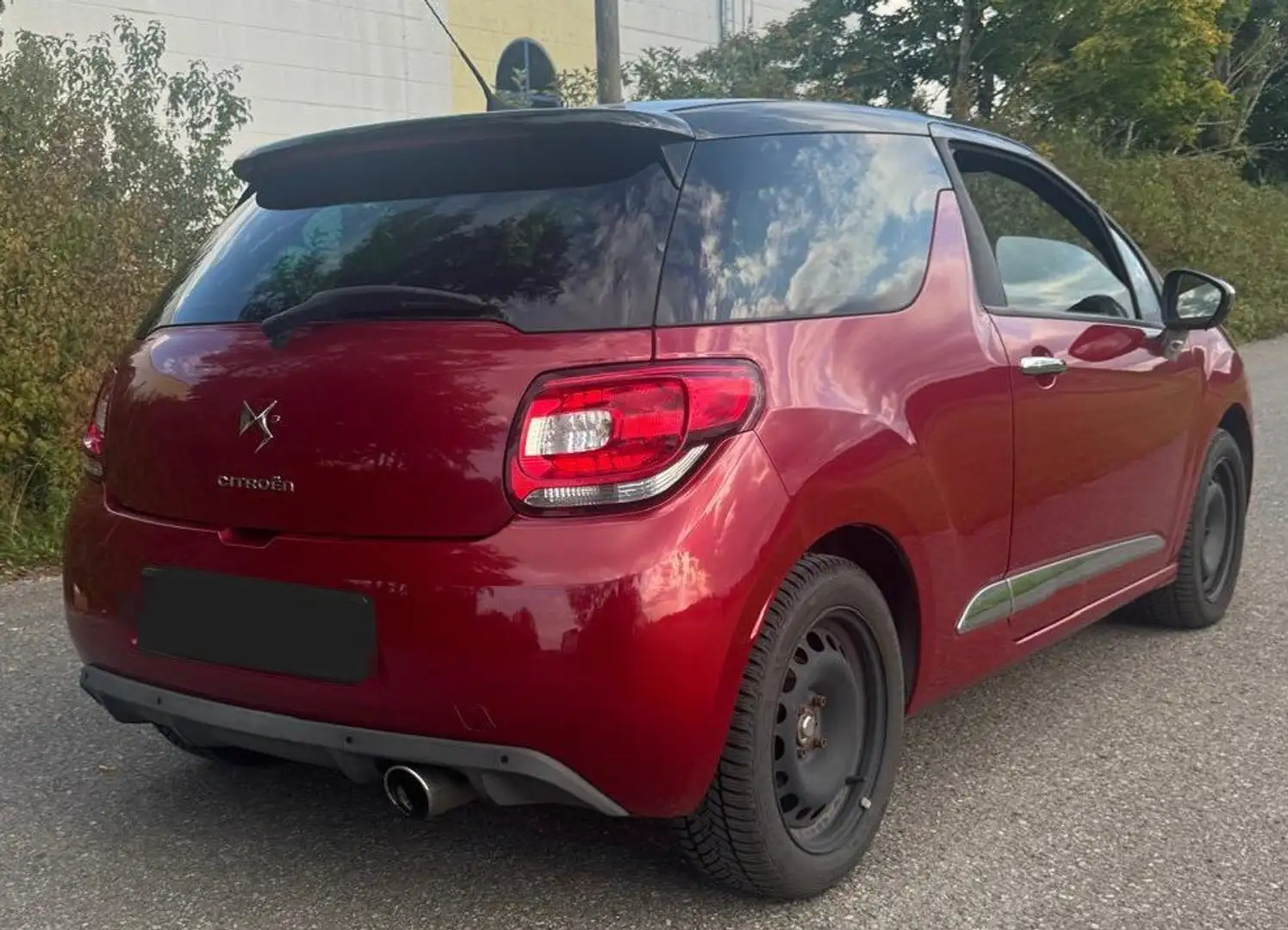 Citroen DS3 1.6 THP 156 PS / viel gemacht / HU 10/2025 Rot - 1