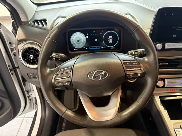 Hyundai Kona view 10