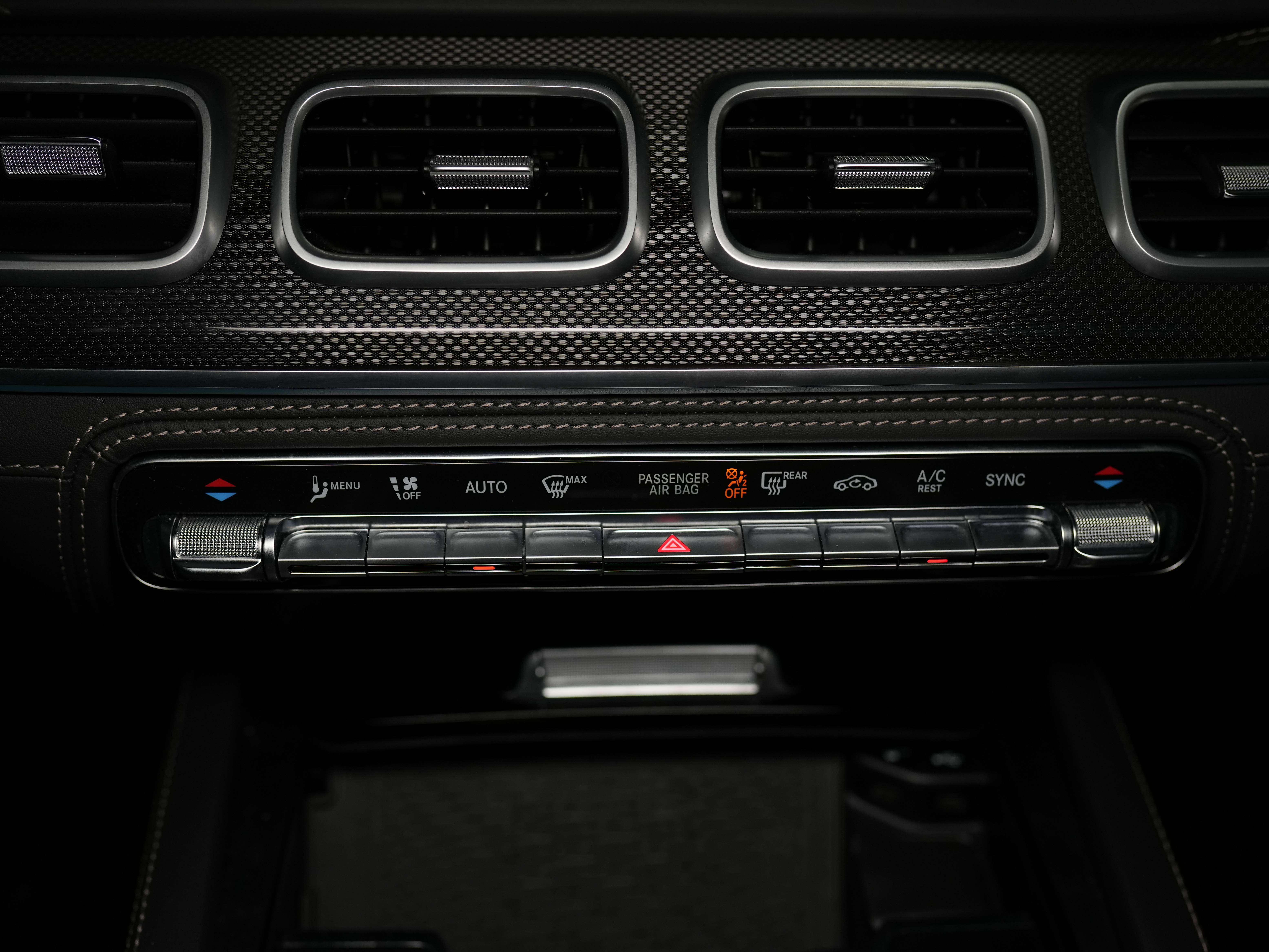 used 2023 Mercedes-Benz GLE car, priced at $86,900
